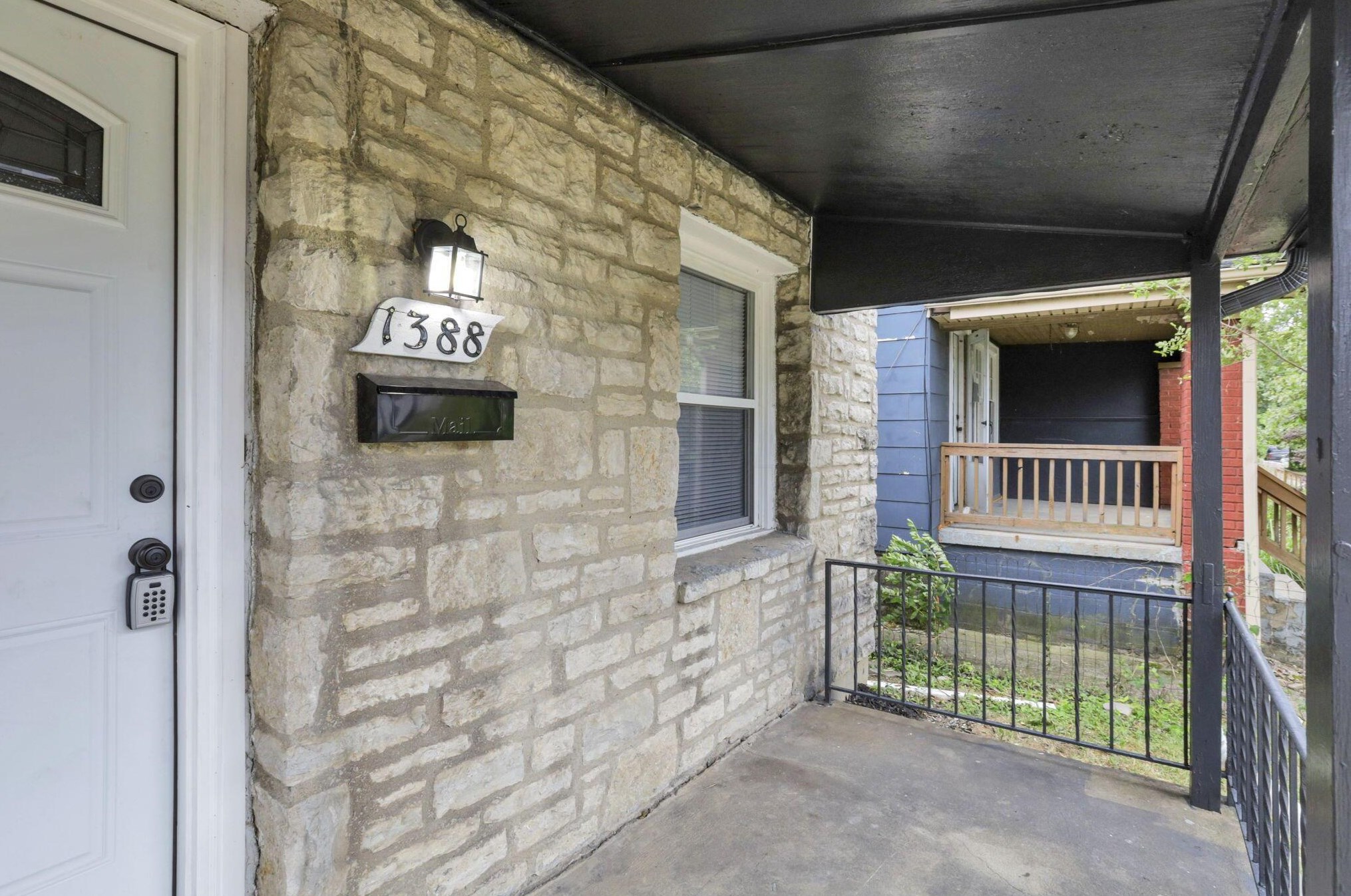 1388 Ohio Ave, Columbus OH 43206-1525 exterior