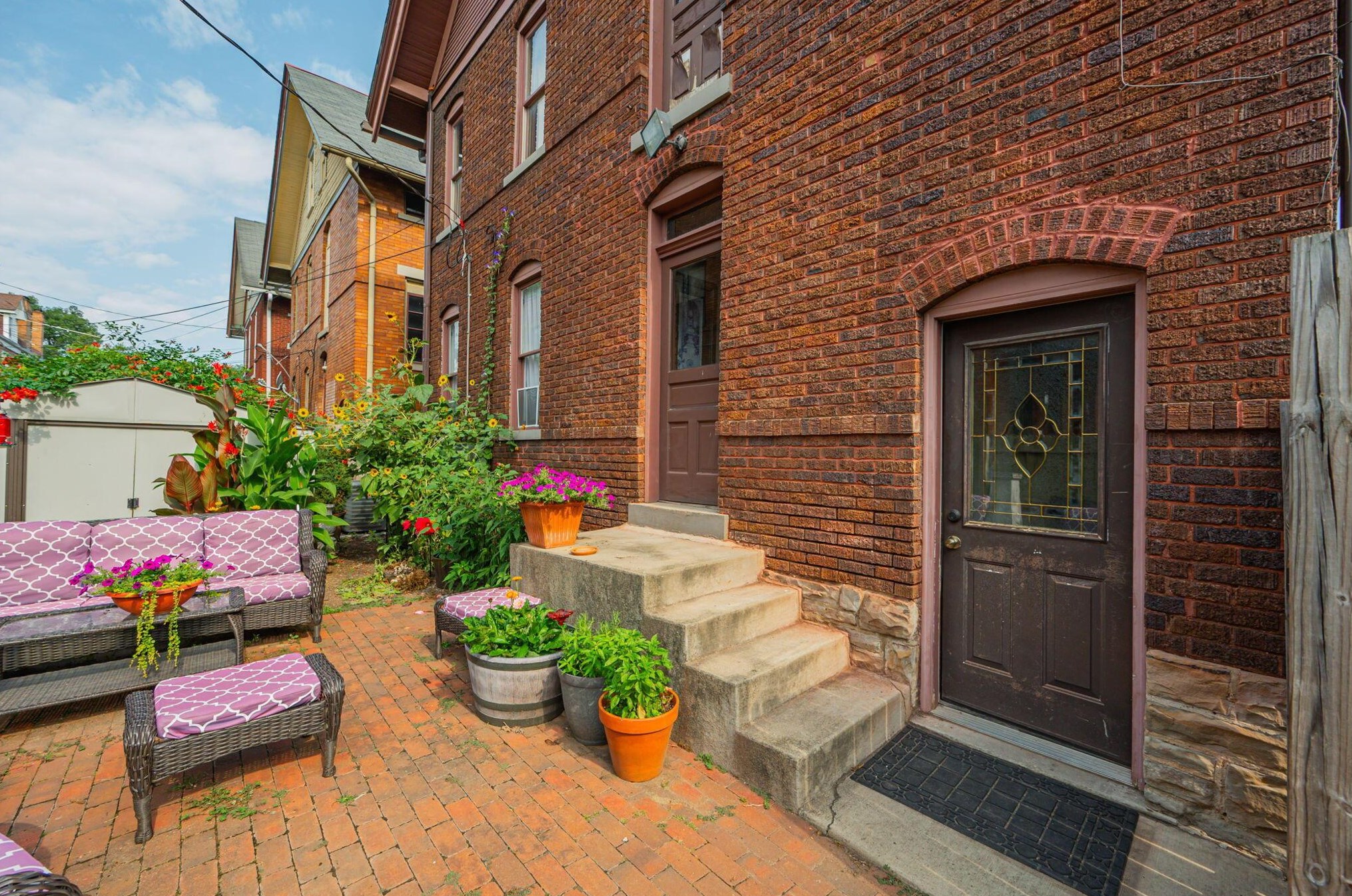 1321 Bryden Rd, Columbus OH 43205-2046 exterior