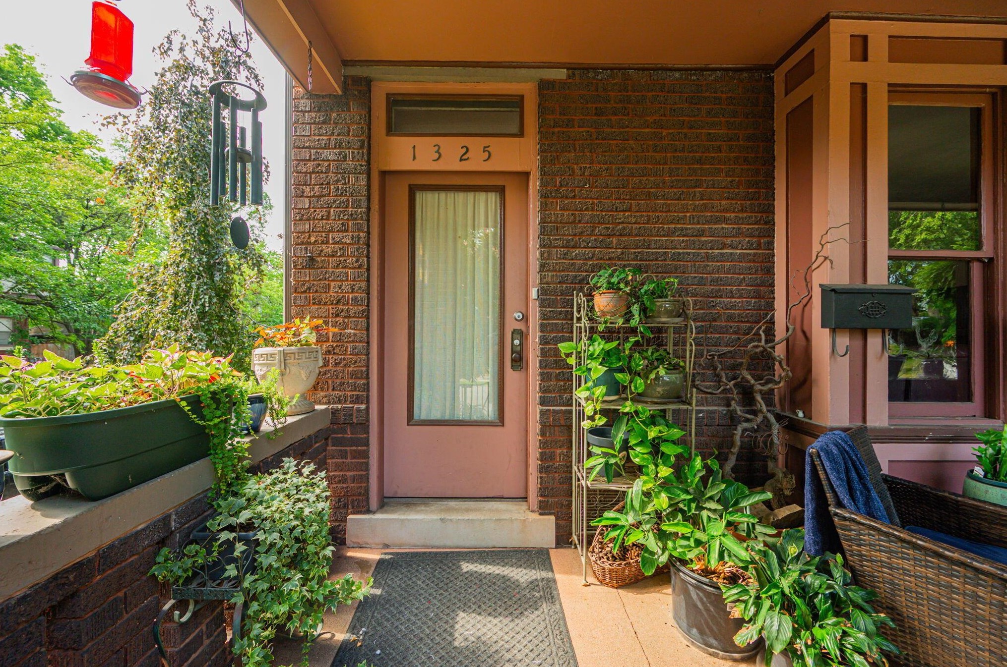 1325 Bryden Rd, Columbus OH  43205-2046 exterior