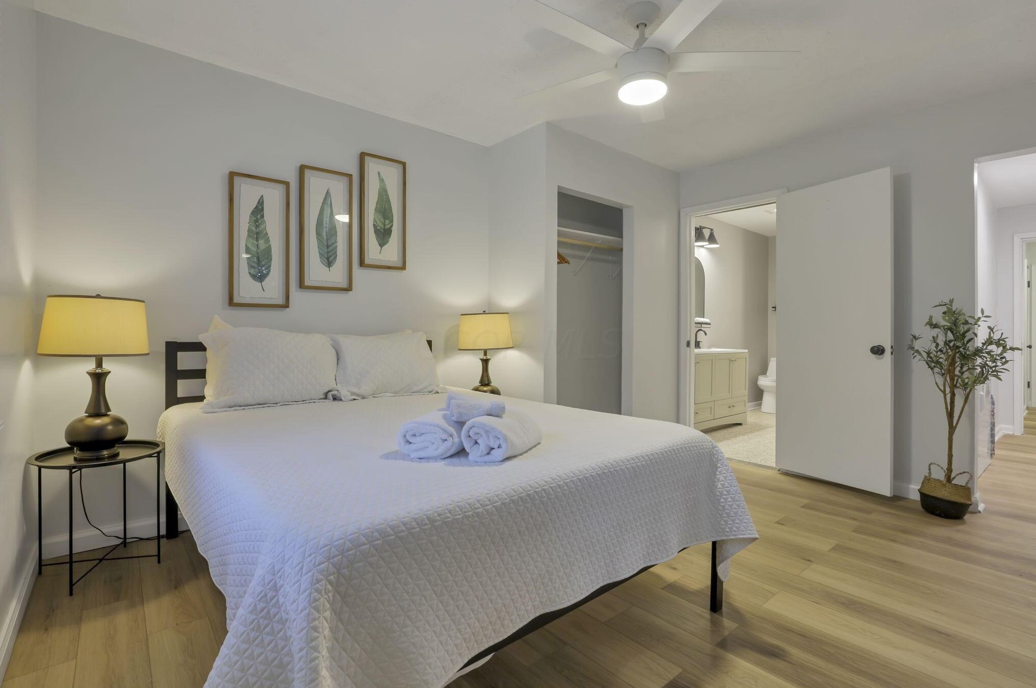 1275 Weber Rd, Columbus OH 43211-1537 exterior