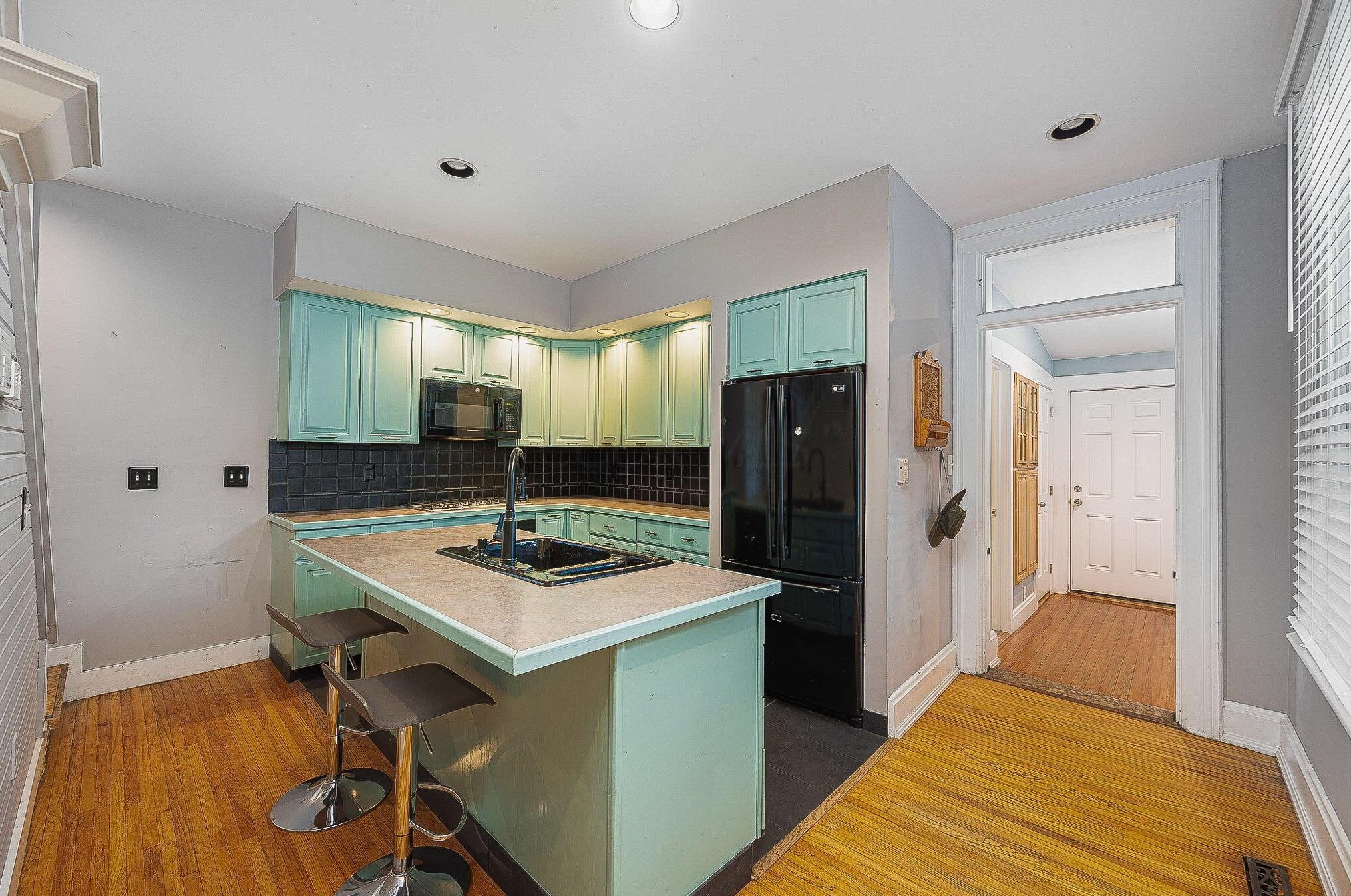 192 Thurman Ave, Columbus OH  43206-2630 exterior