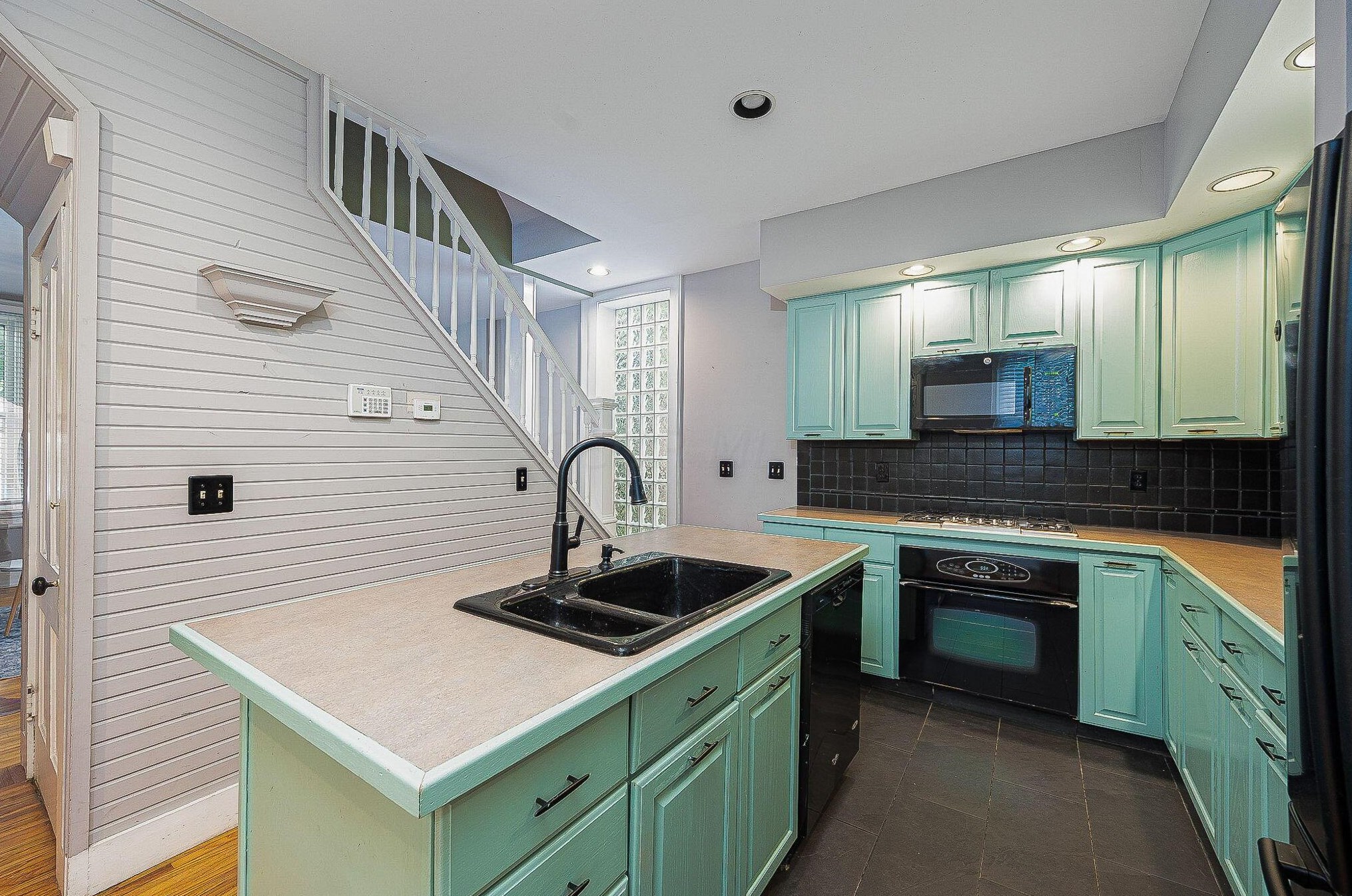 192 Thurman Ave, Columbus OH  43206-2630 exterior