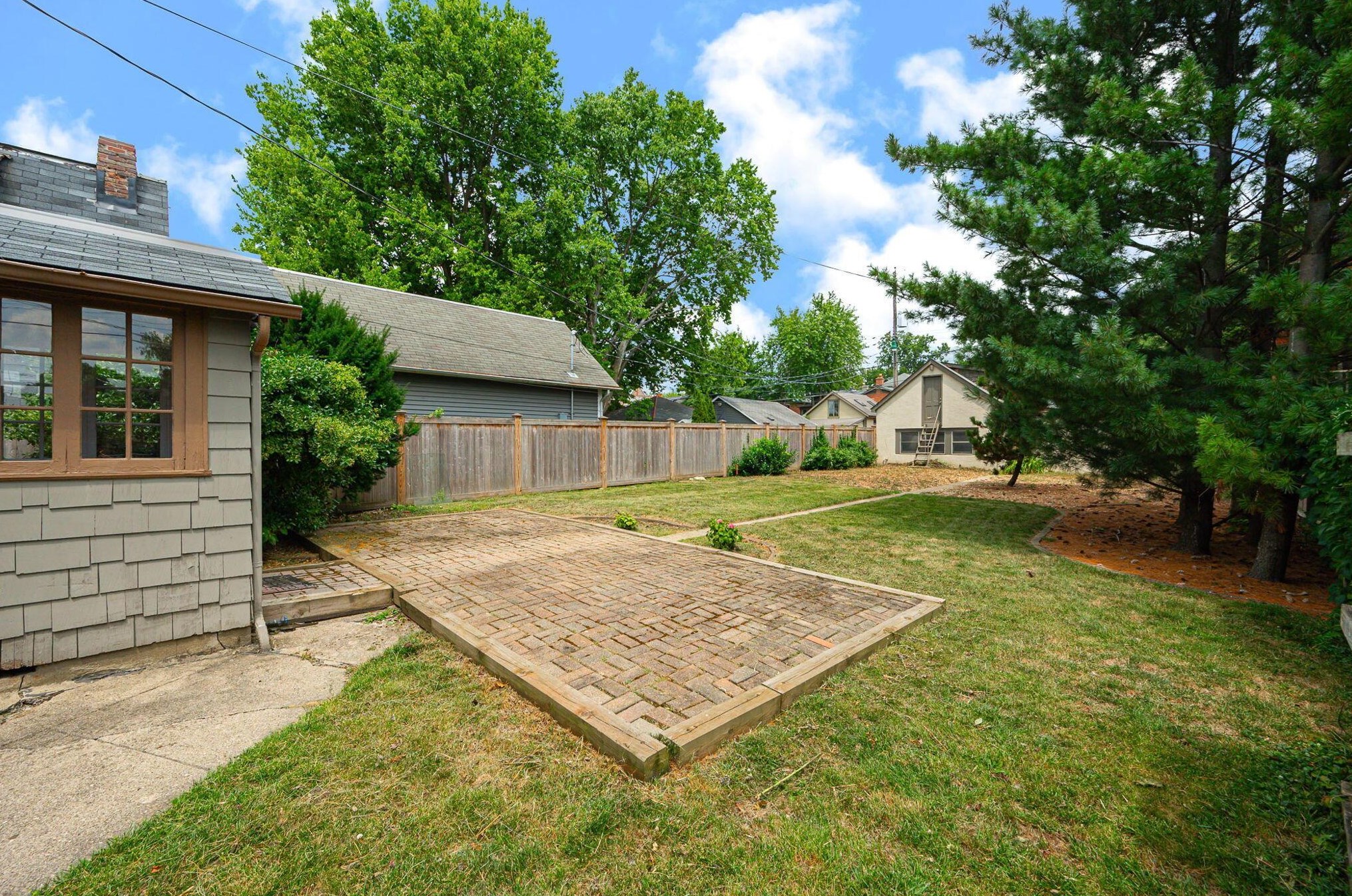 192 Thurman Ave, Columbus OH  43206-2630 exterior