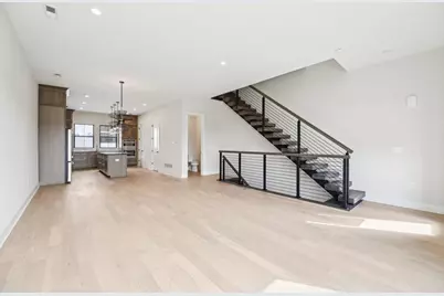 2252 Quarry Trails Drive, Columbus, OH 43228 - Photo 9