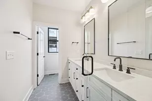 2252 Quarry Trails Dr, Columbus, OH 43228 - Photo 19