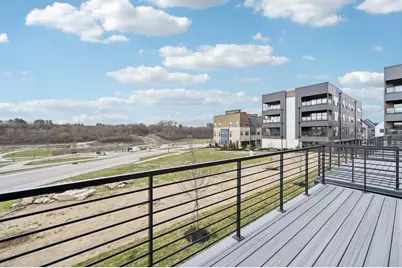 2252 Quarry Trails Drive, Columbus, OH 43228 - Photo 27