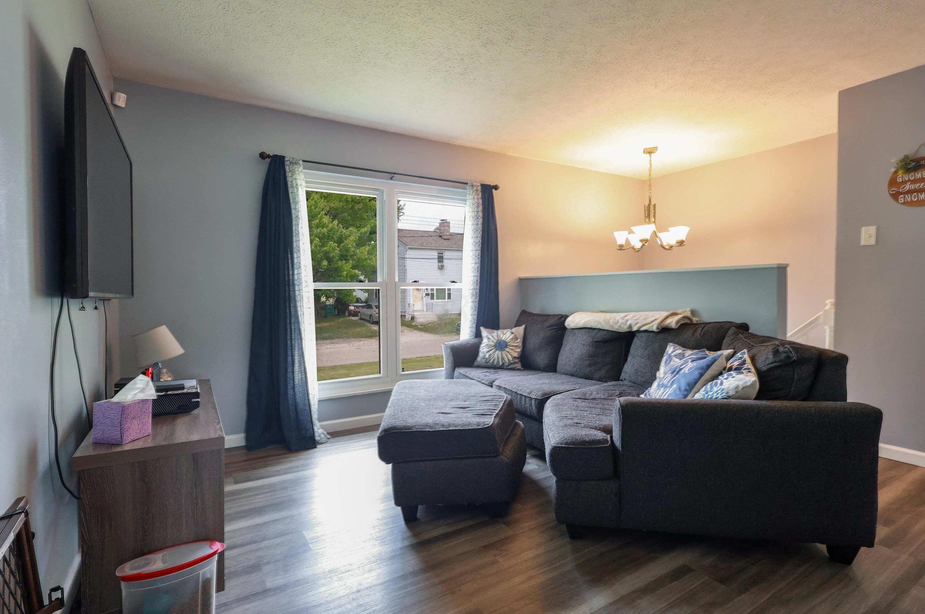 1605 Hillcrest Ave, Columbus OH  43207-4428 exterior