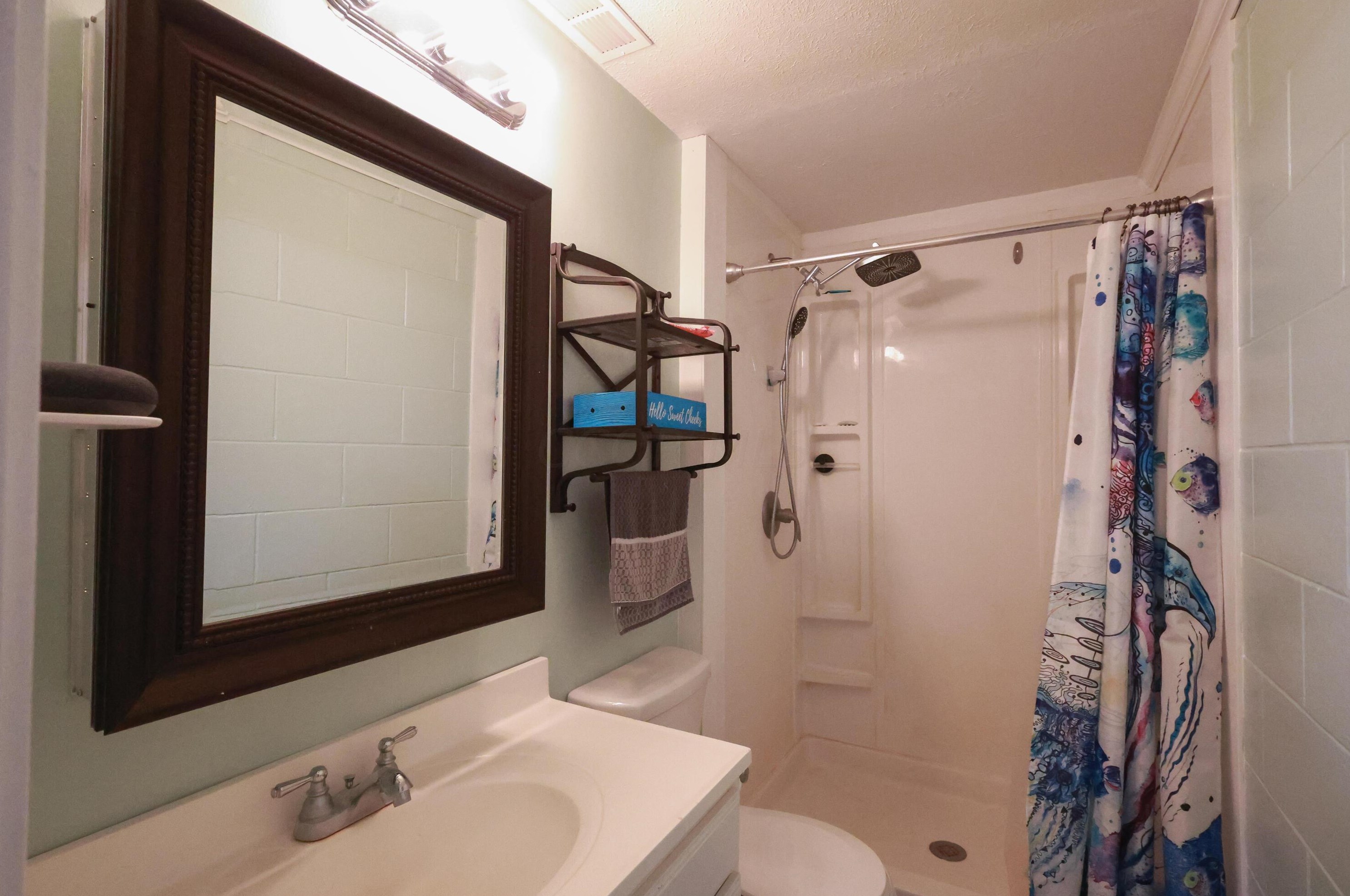 1605 Hillcrest Ave, Columbus OH  43207-4428 exterior