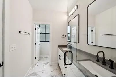 2262 Quarry Trails Drive, Columbus, OH 43228 - Photo 25