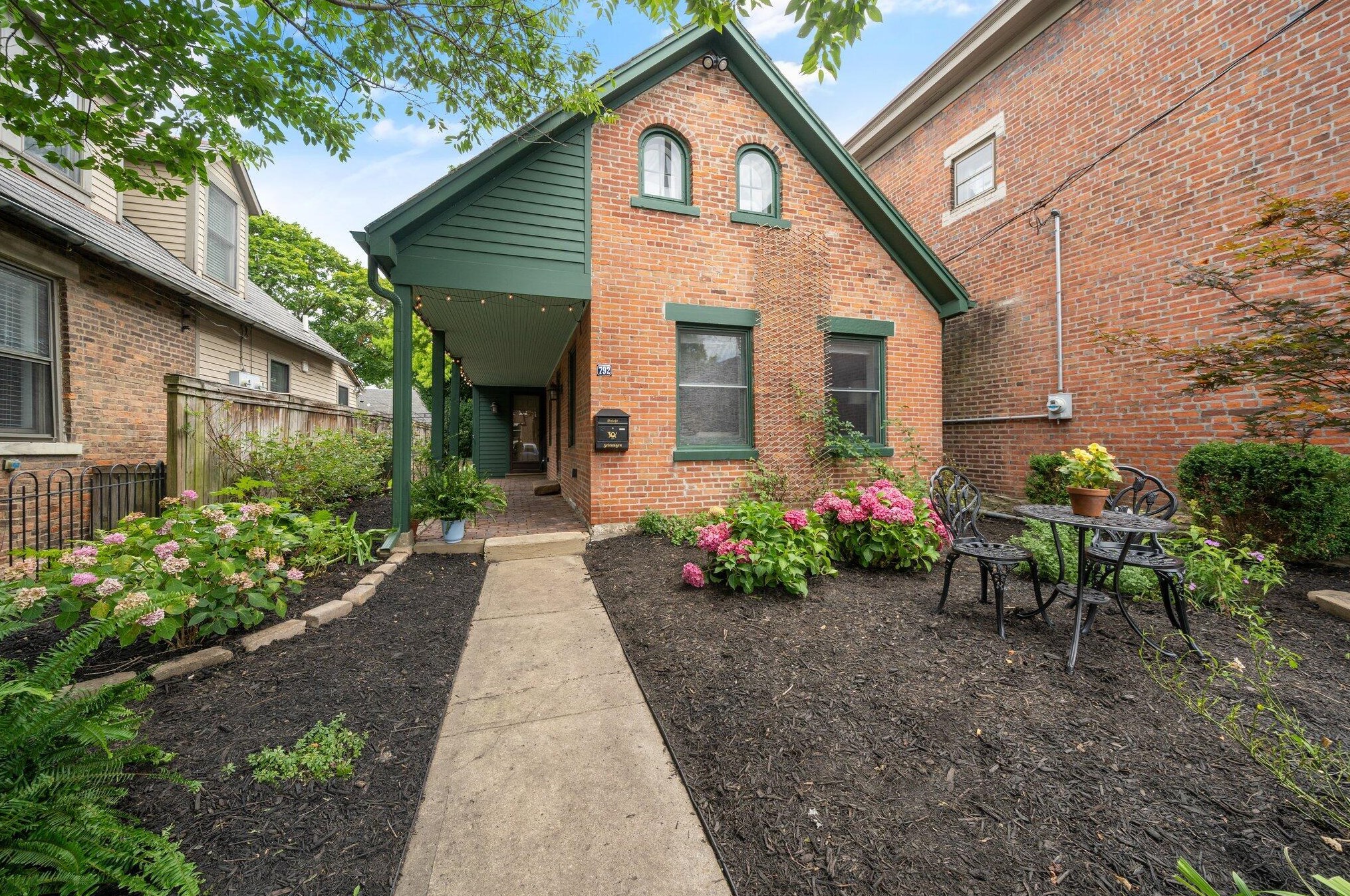 792 3rd St, Columbus OH  43206-2004 exterior