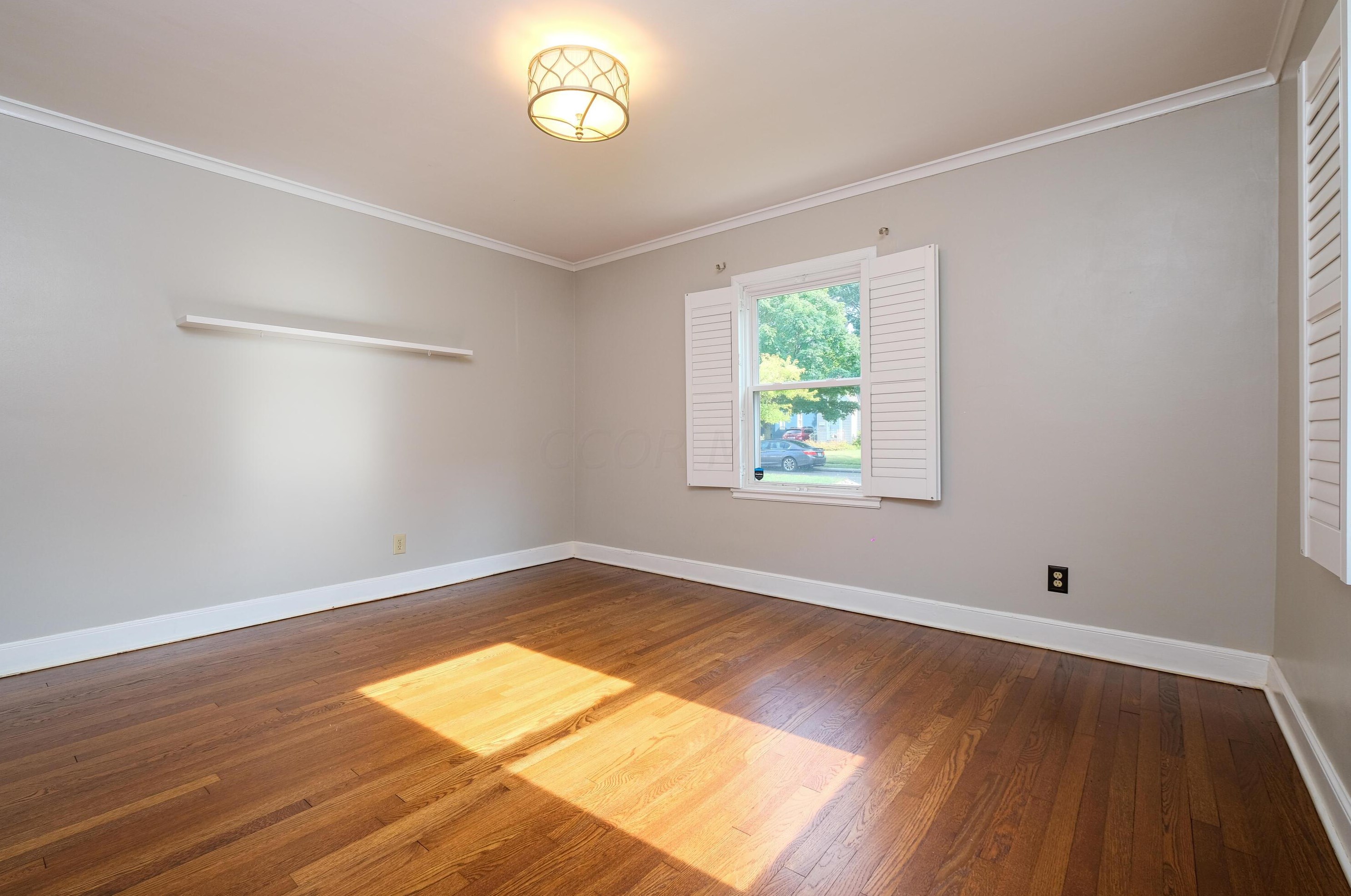 578 Fallis Rd, Columbus OH  43214-3730 exterior