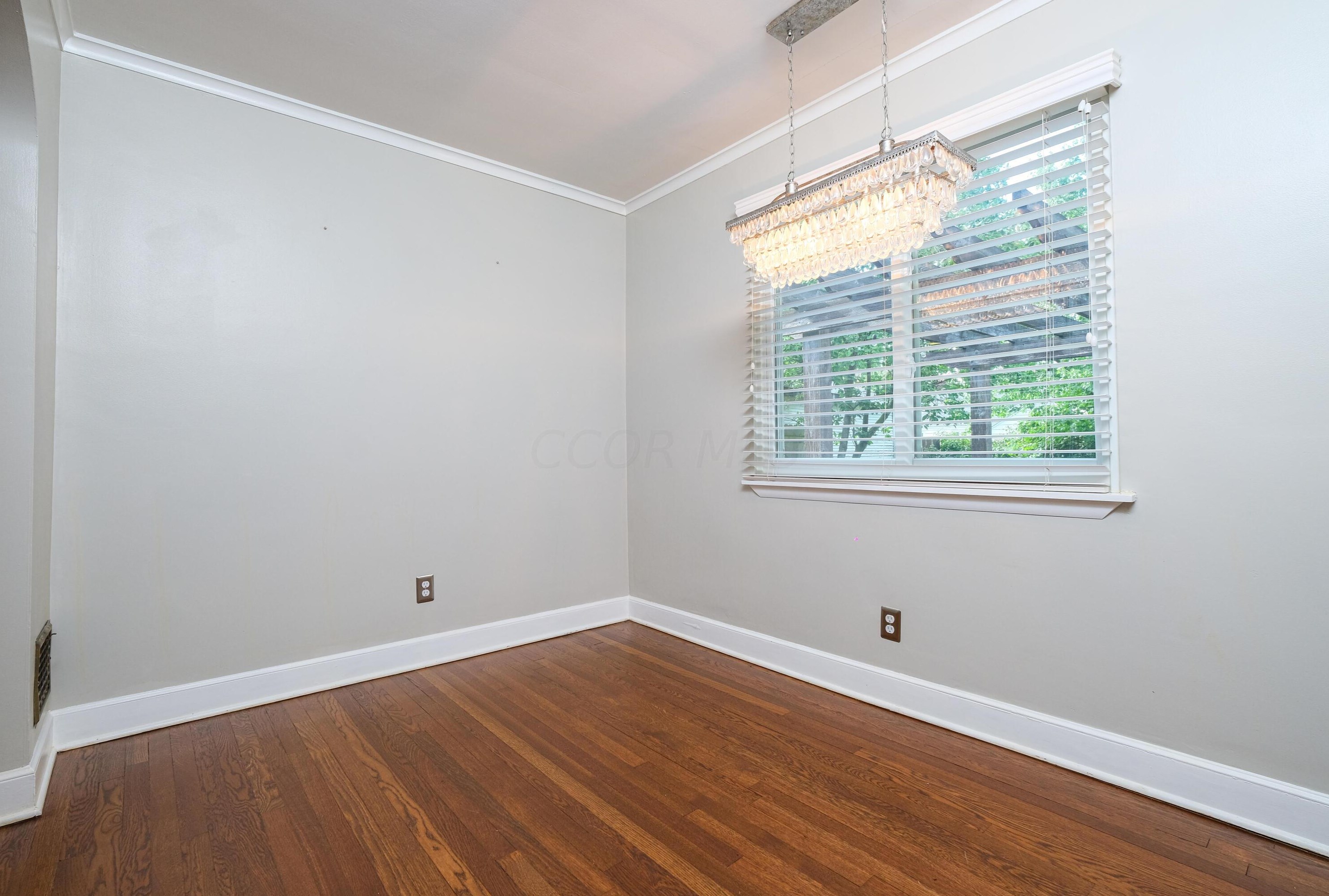 578 Fallis Rd, Columbus OH  43214-3730 exterior