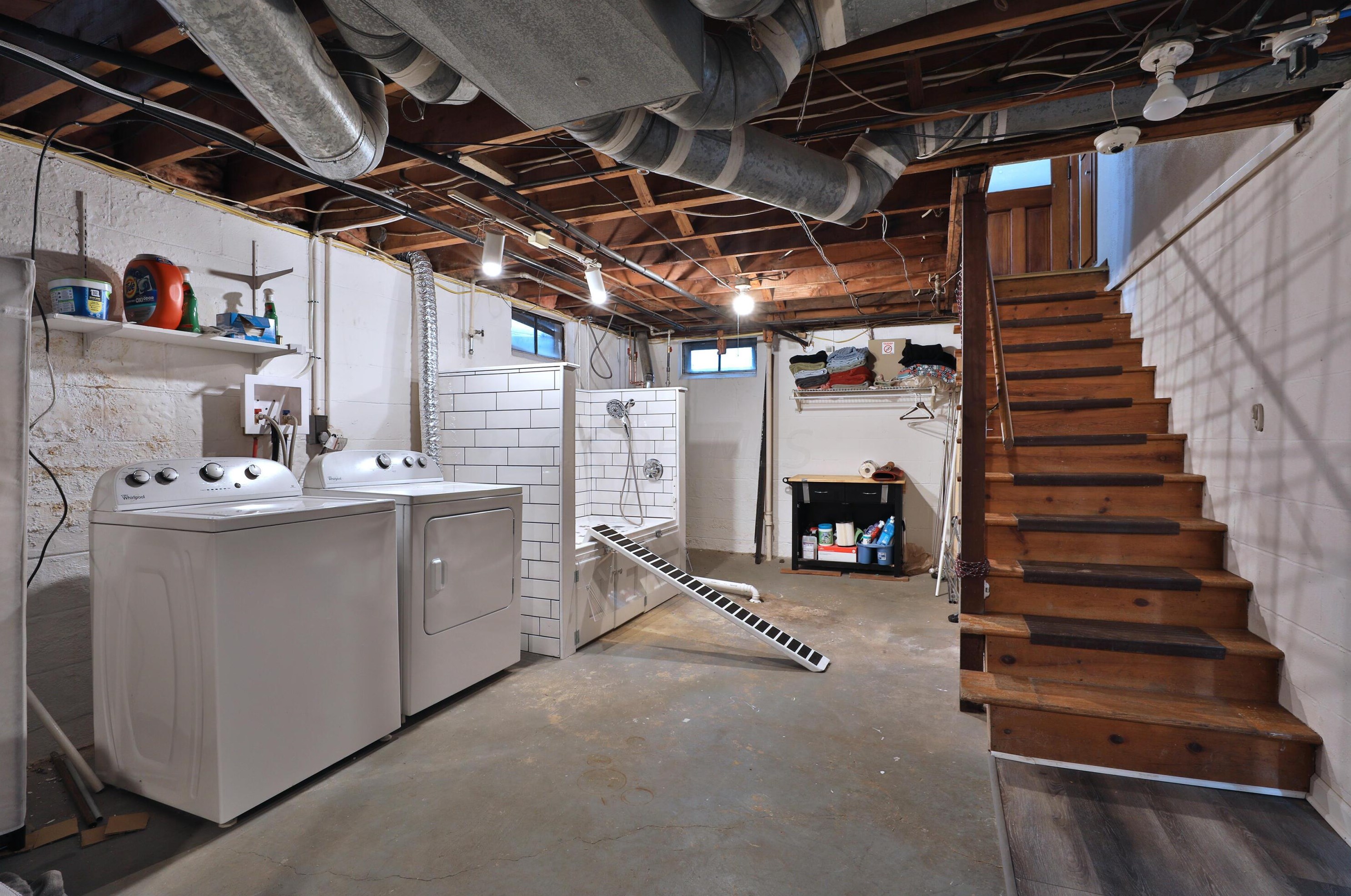 3126 Summit St, Columbus OH  43202-1315 exterior