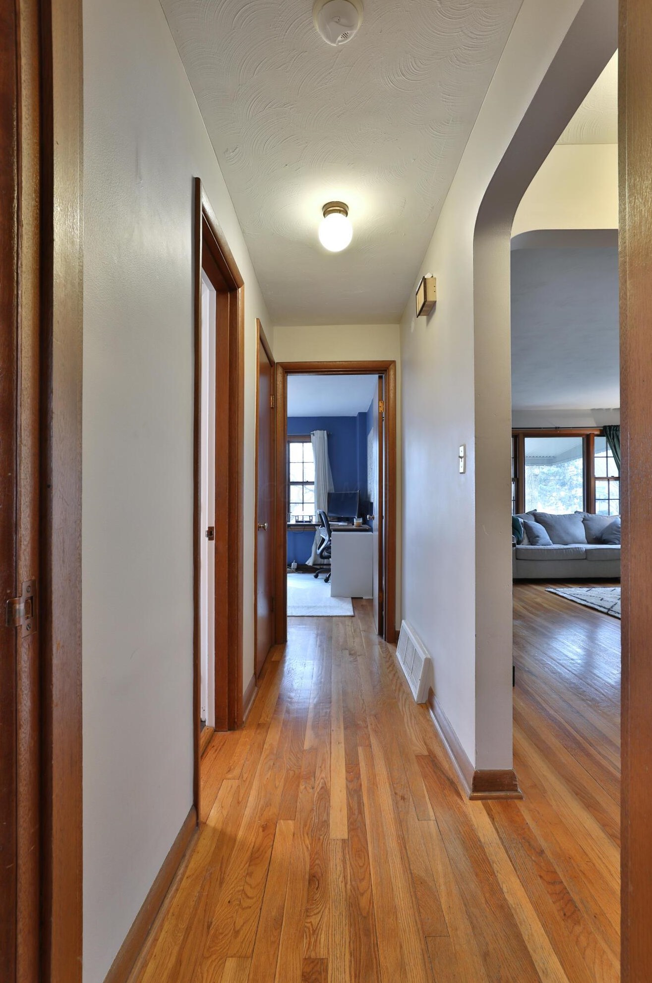 3126 Summit St, Columbus OH  43202-1315 exterior