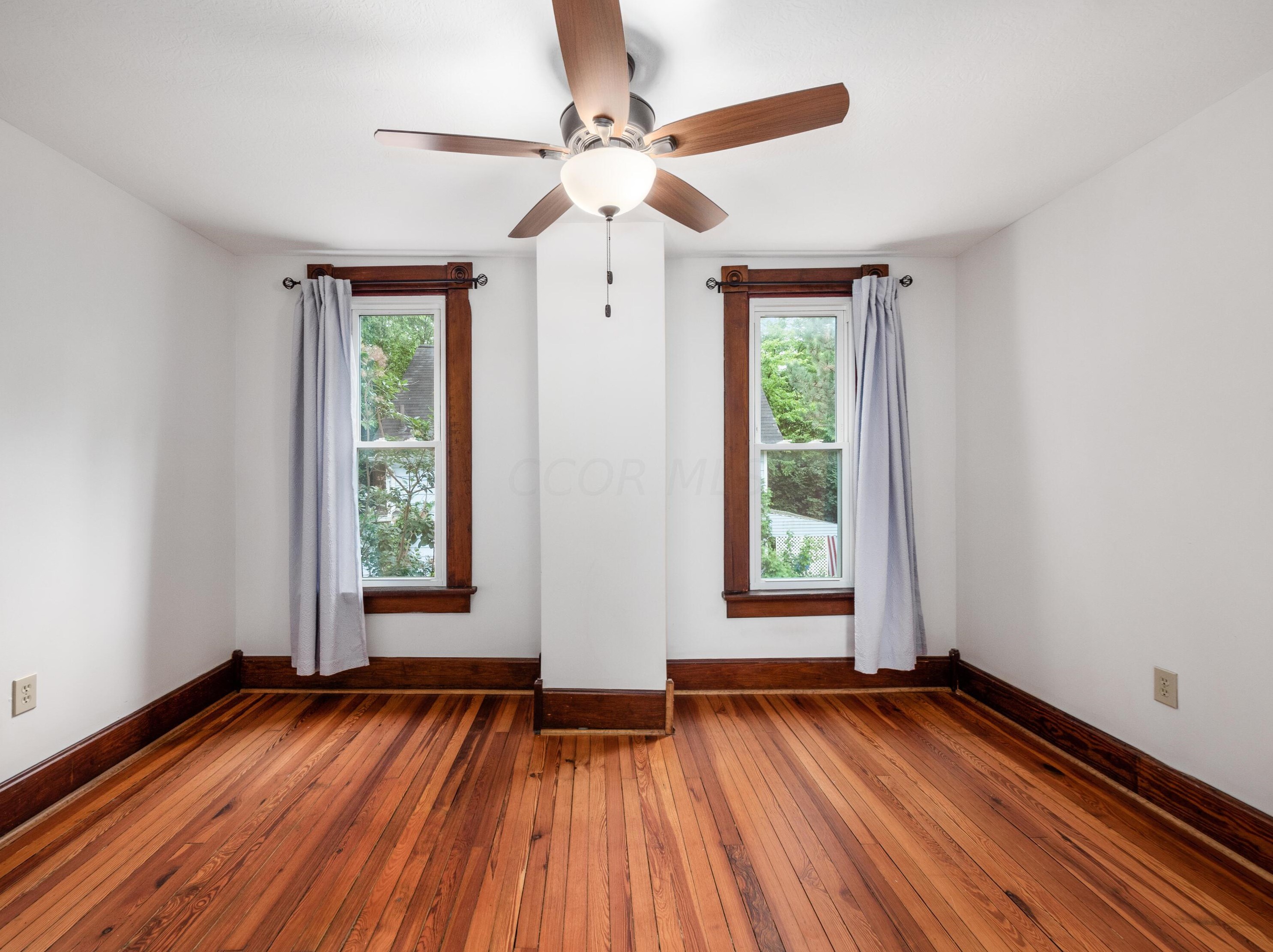 116 Como Ave, Columbus OH  43202-1211 exterior