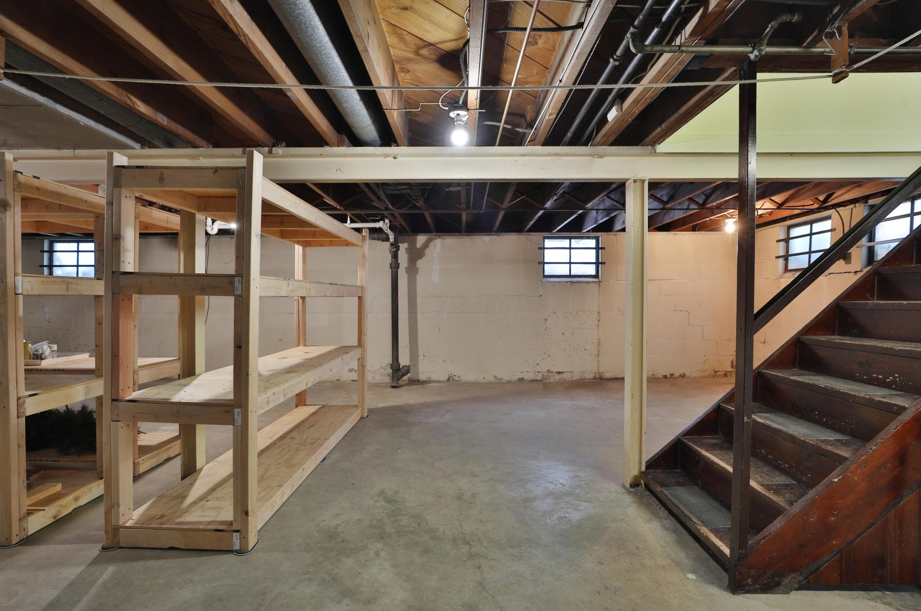 1393 Virginia Ave, Columbus OH 43212-3040 exterior