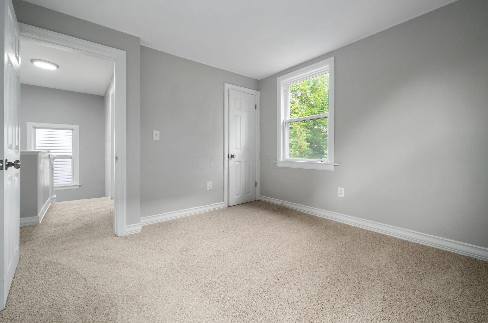 745 Deshler Ave, Columbus OH 43206-2925 exterior