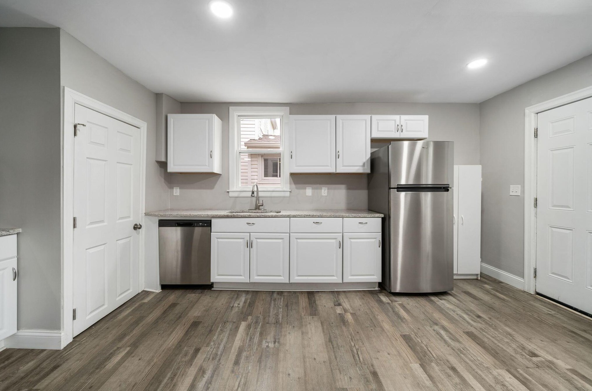 745 Deshler Ave, Columbus OH 43206-2925 exterior