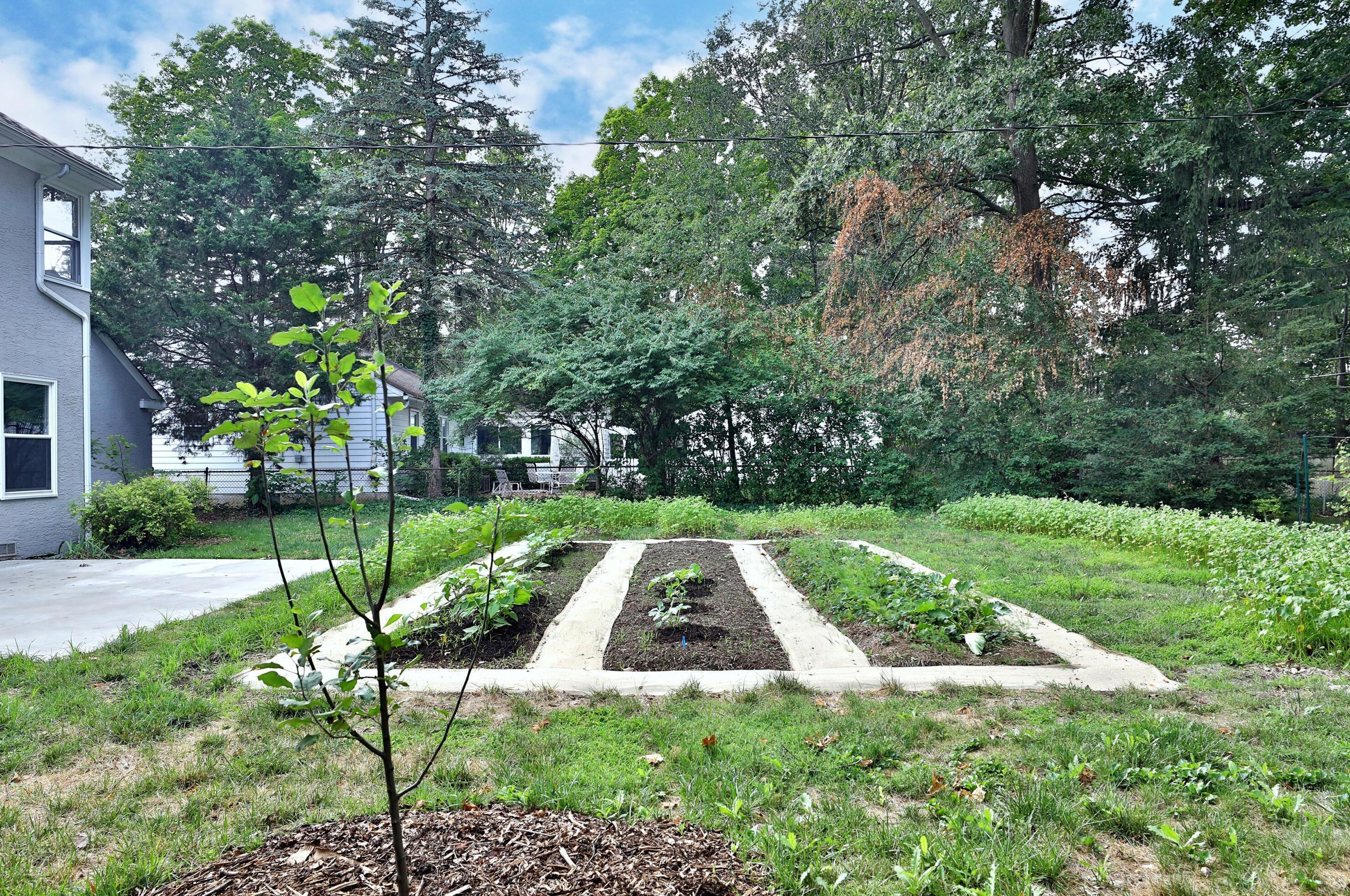 155 Roosevelt Ave, Columbus OH  43209-1559 exterior