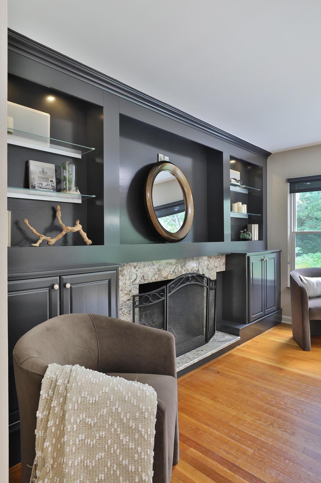 155 Roosevelt Ave, Columbus OH  43209-1559 exterior