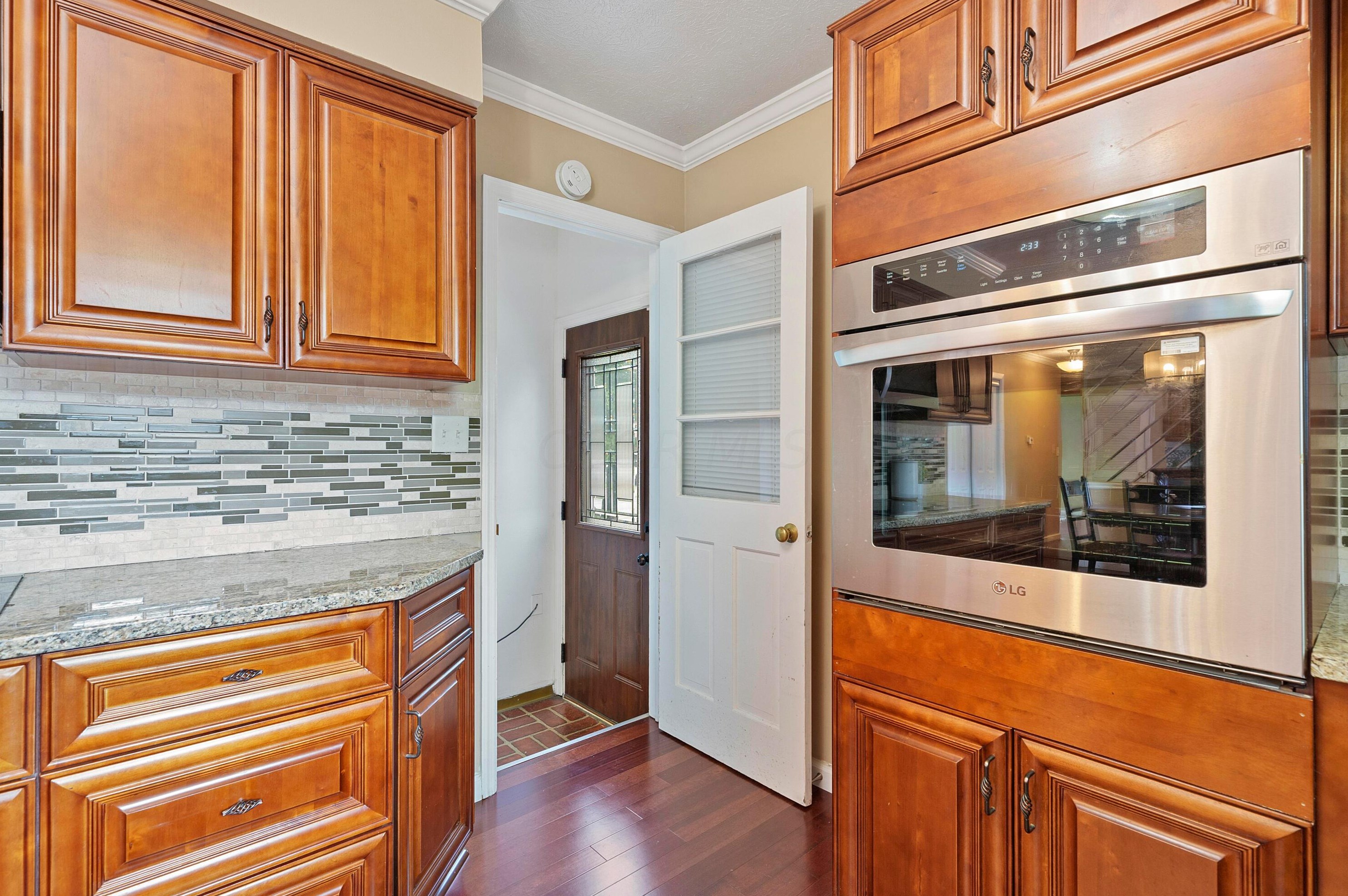 4376 Mound St, Columbus OH  43227-4704 exterior