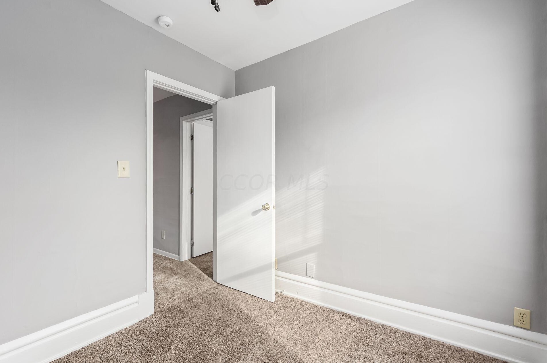 314 Wyandotte Ave, Columbus OH  43202-3138 exterior