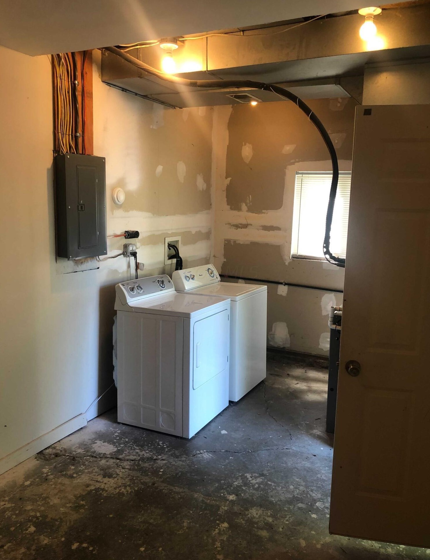 314 Wyandotte Ave, Columbus OH  43202-3138 exterior