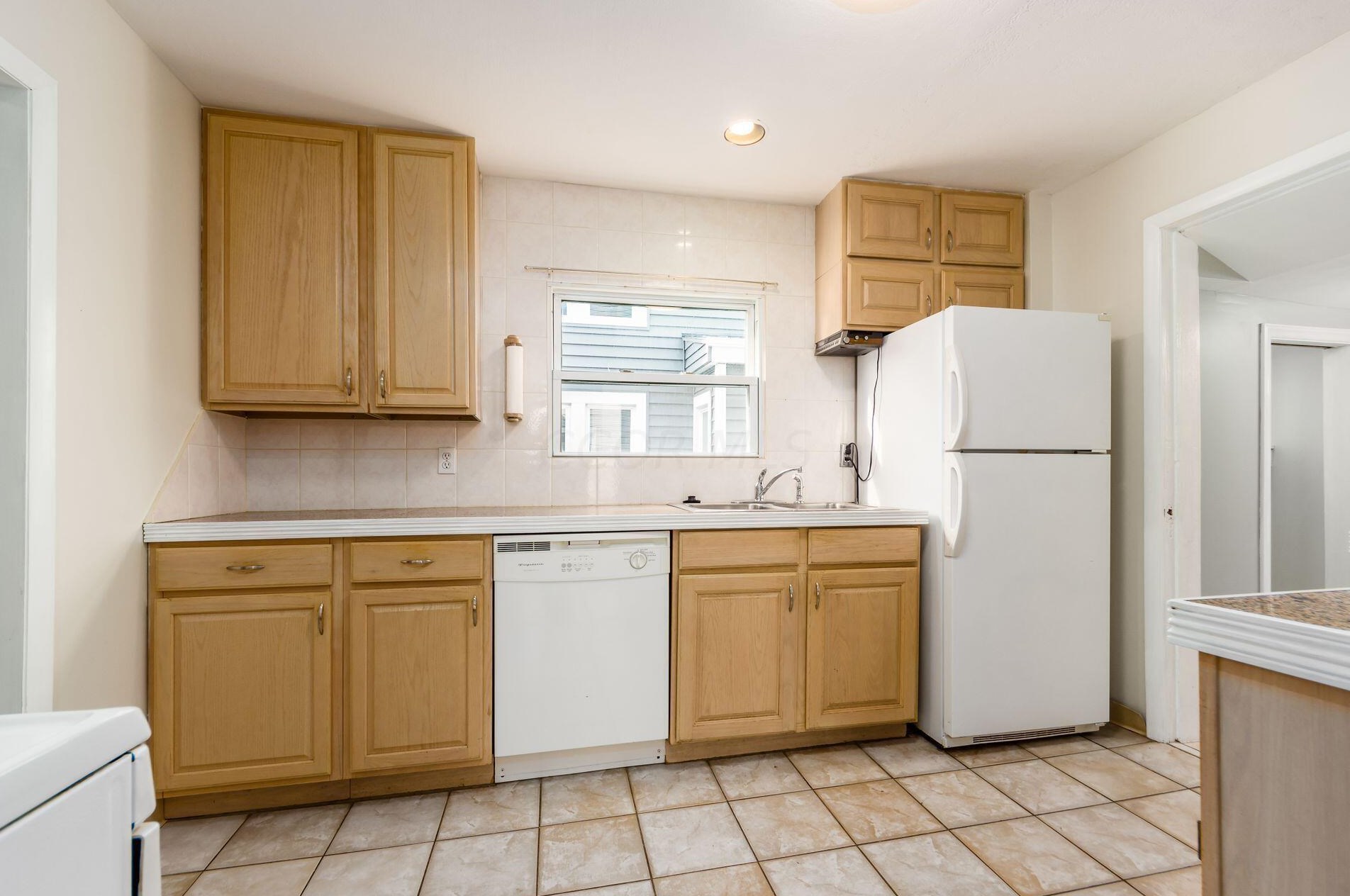 314 Wyandotte Ave, Columbus OH  43202-3138 exterior