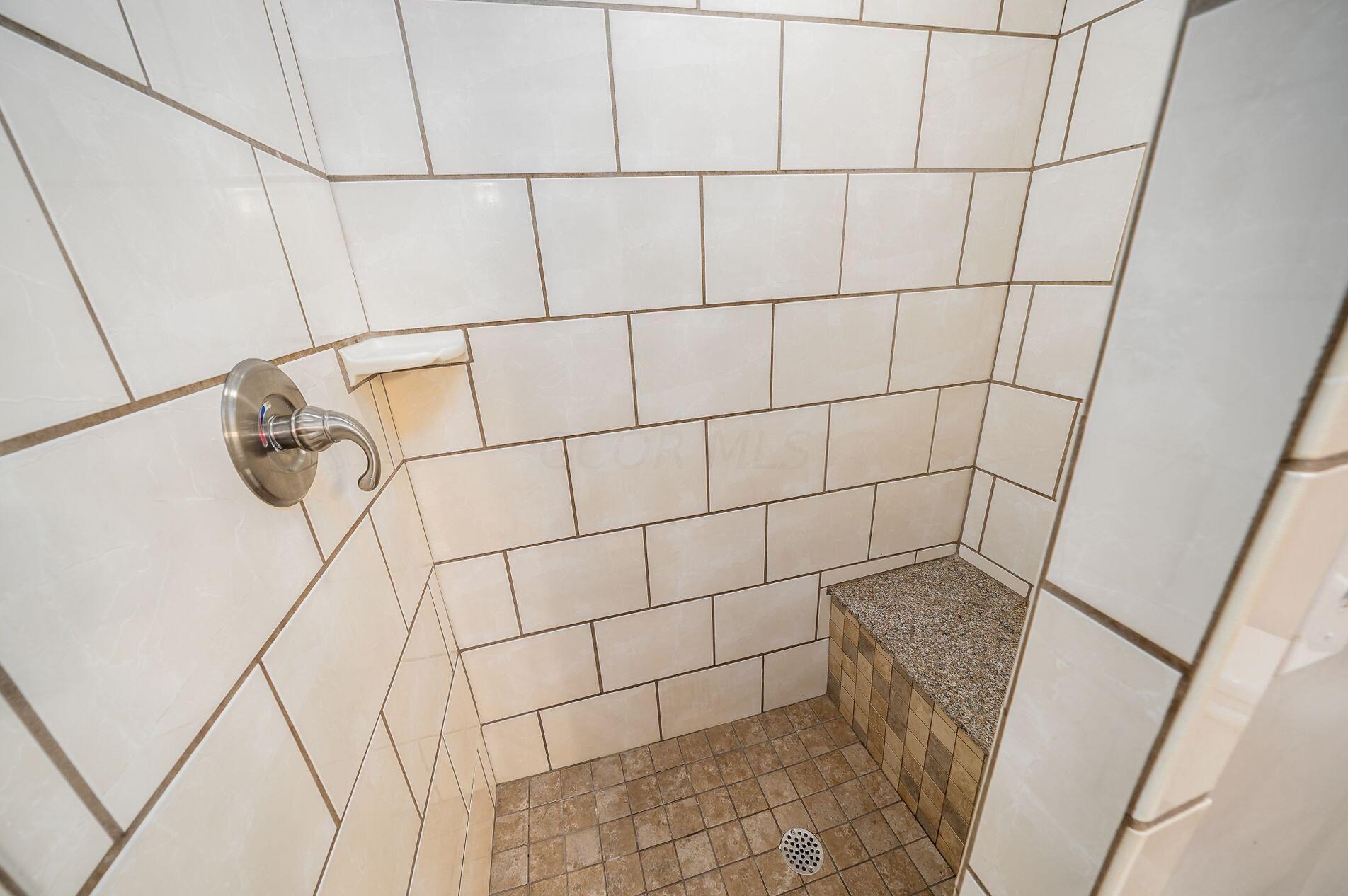 314 Wyandotte Ave, Columbus OH  43202-3138 exterior