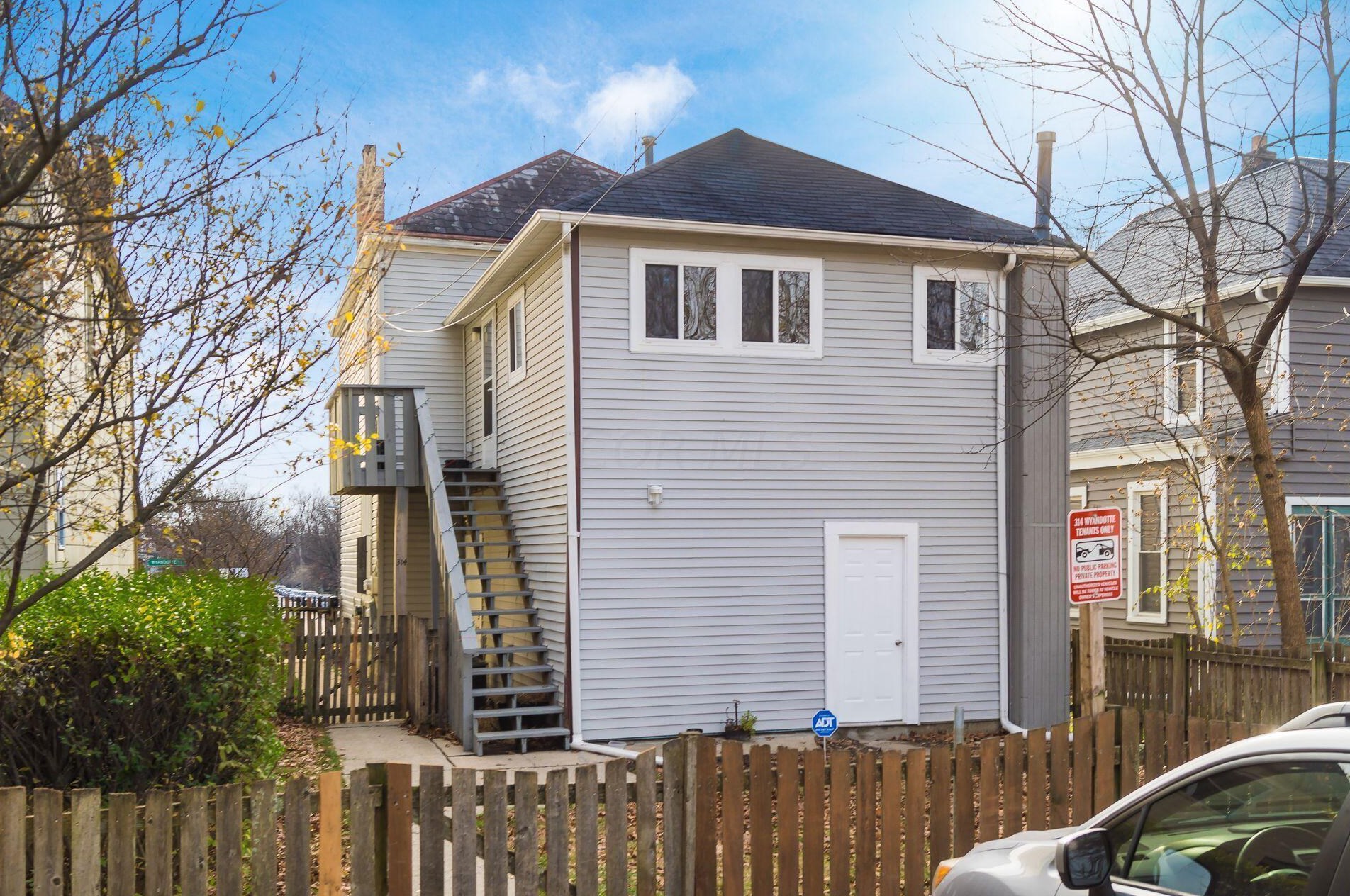314 Wyandotte Ave, Columbus OH  43202-3138 exterior