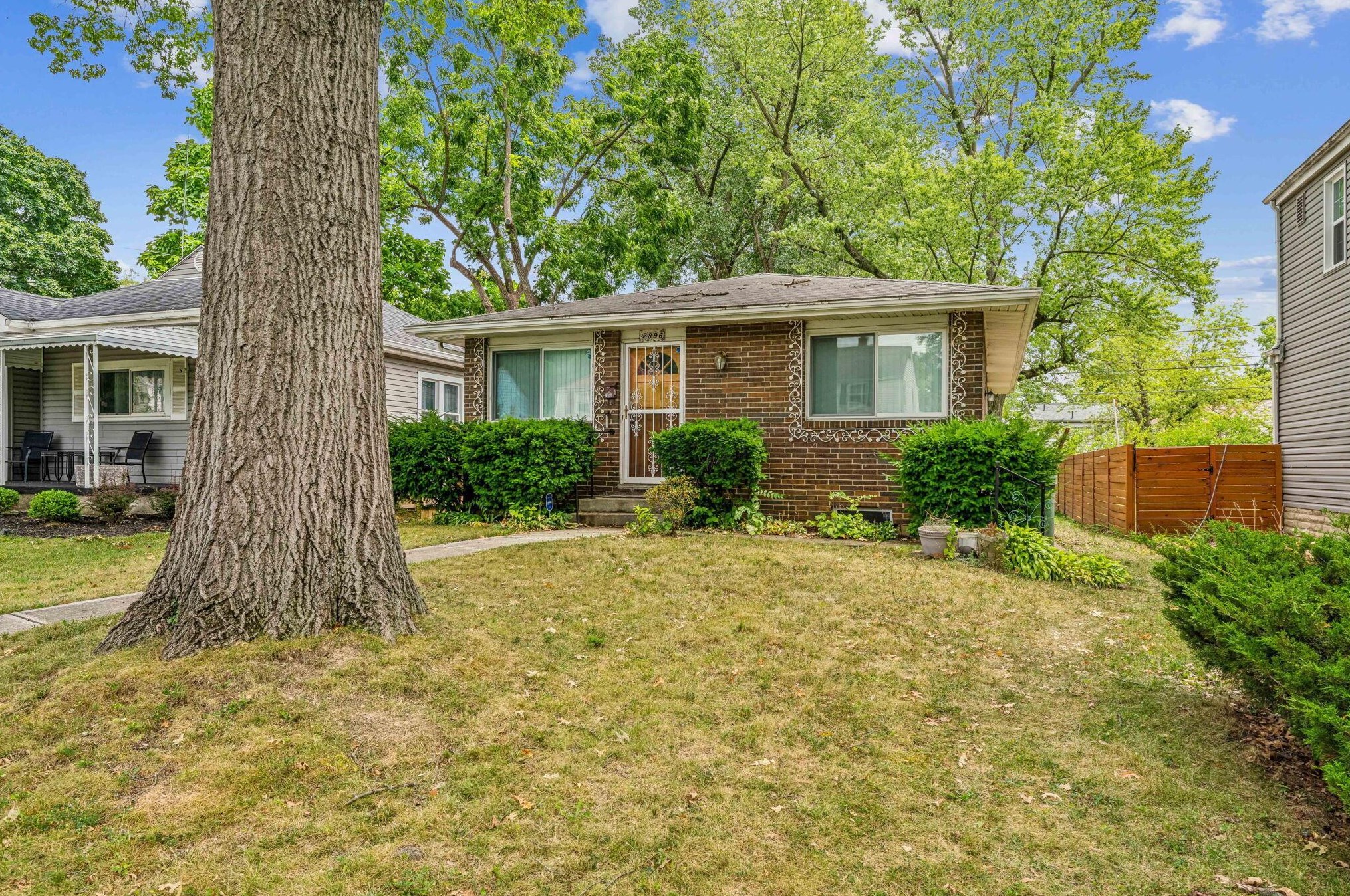 2896 Norwood St, Columbus OH 43224-4236 exterior