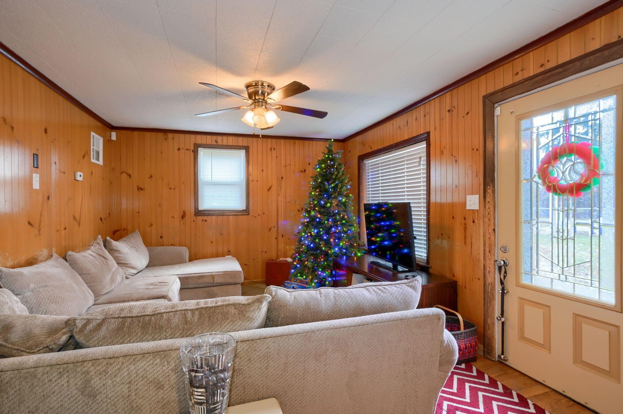 1676 Arcadia Ave, Columbus OH  43207-4408 exterior