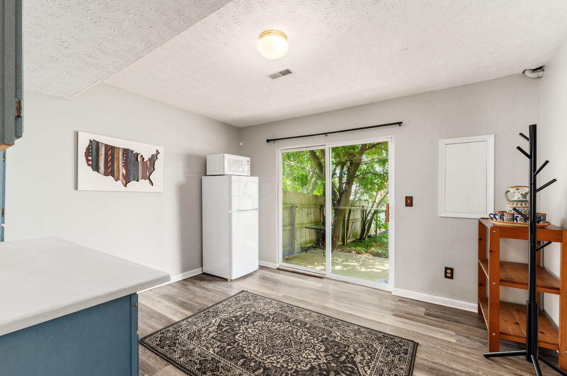 218 Monarch Dr, Pataskala OH  43062-8923 exterior