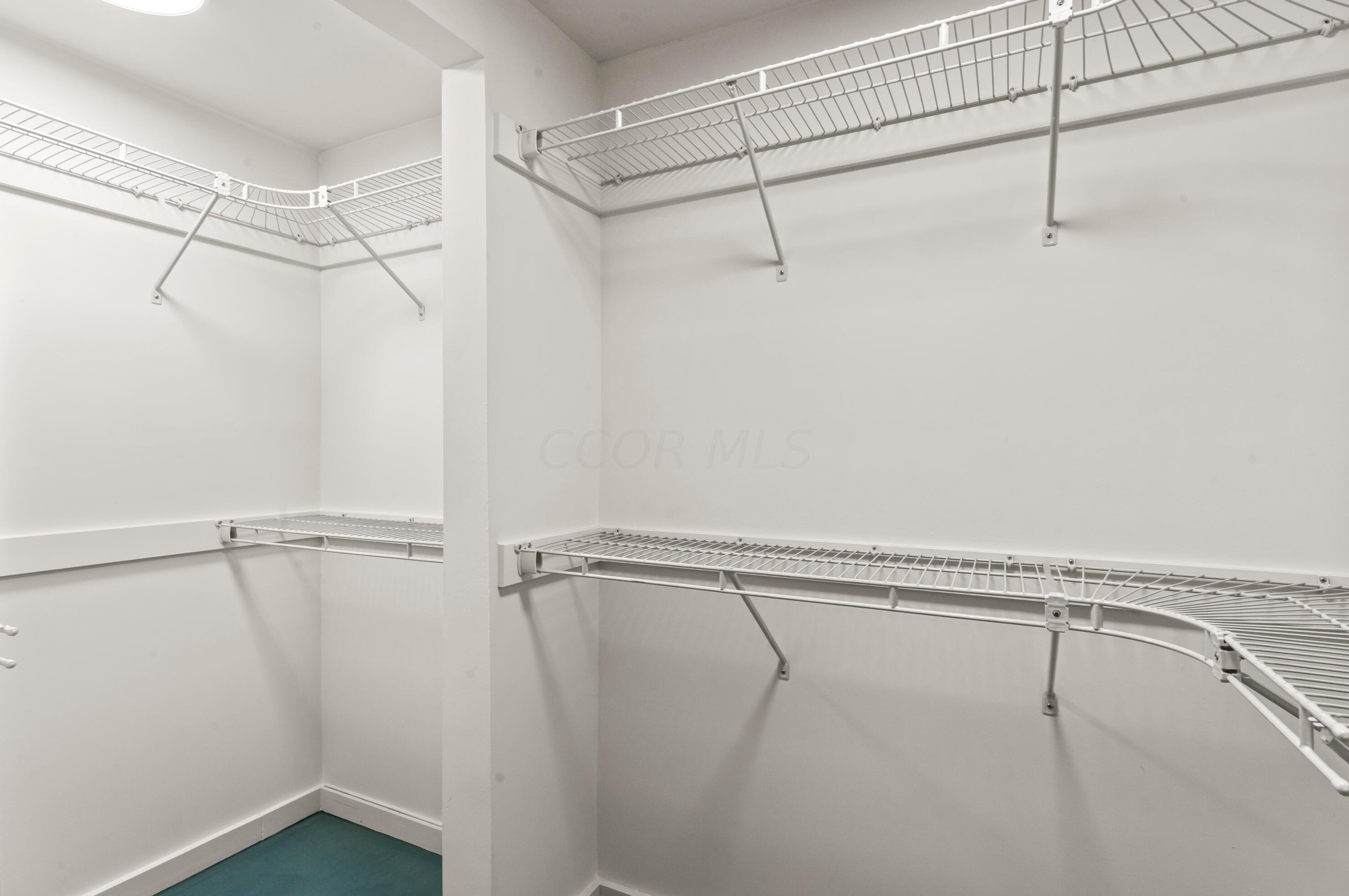 384 Kanawha Ave, Columbus OH  43214-1212 exterior