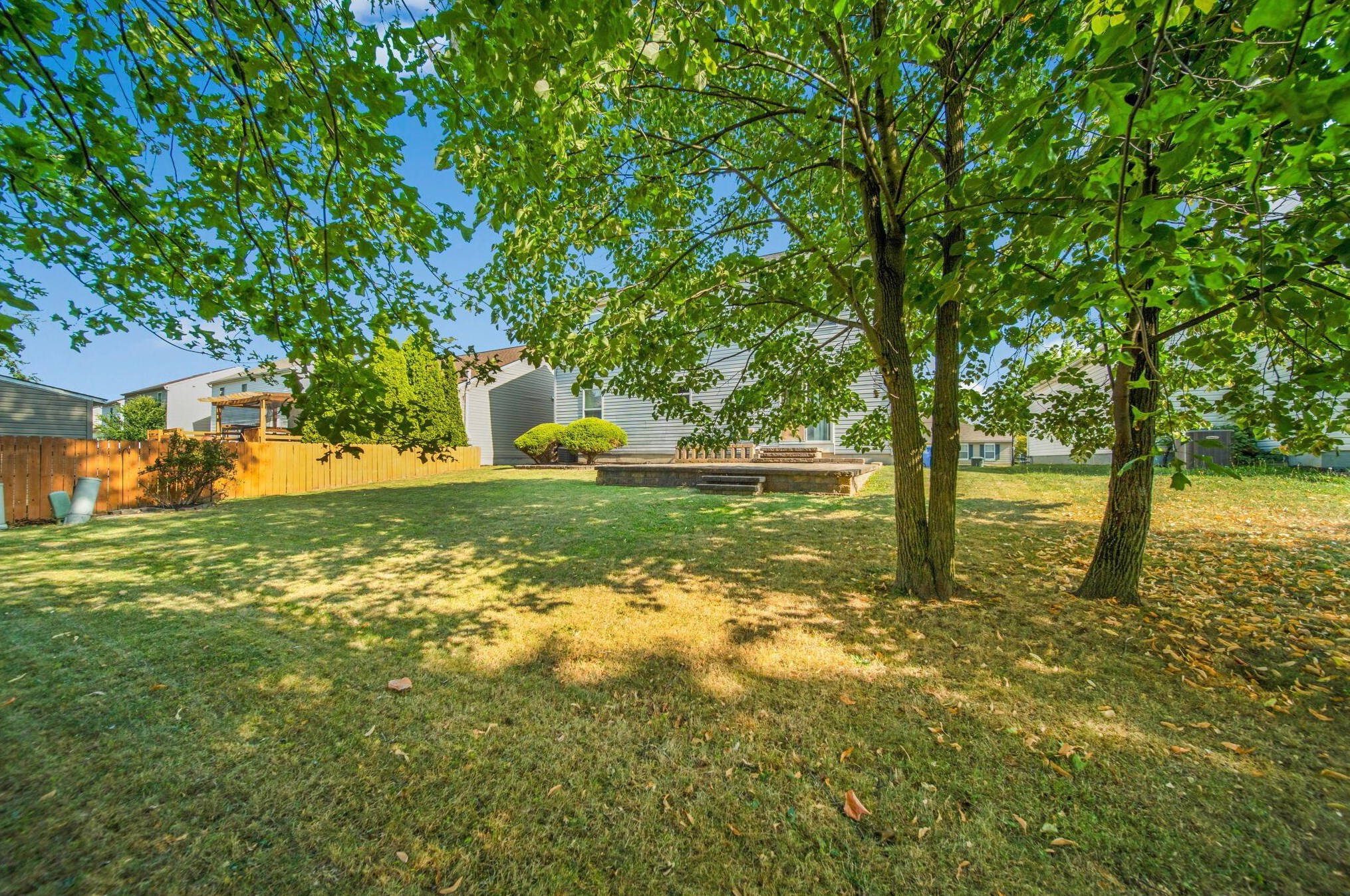 7955 Chapel Stone Rd, Blacklick OH  43004-6013 exterior