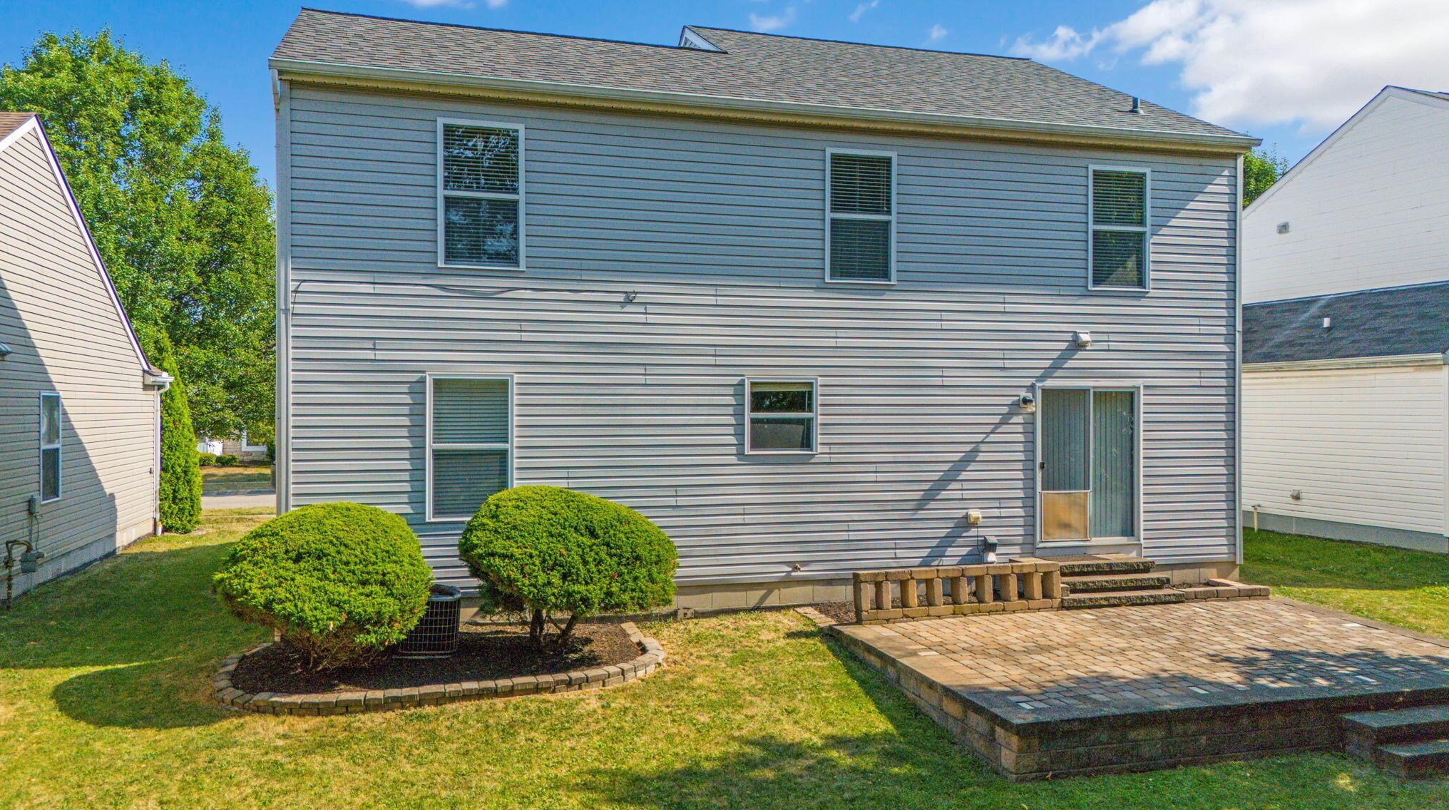7955 Chapel Stone Rd, Blacklick OH  43004-6013 exterior
