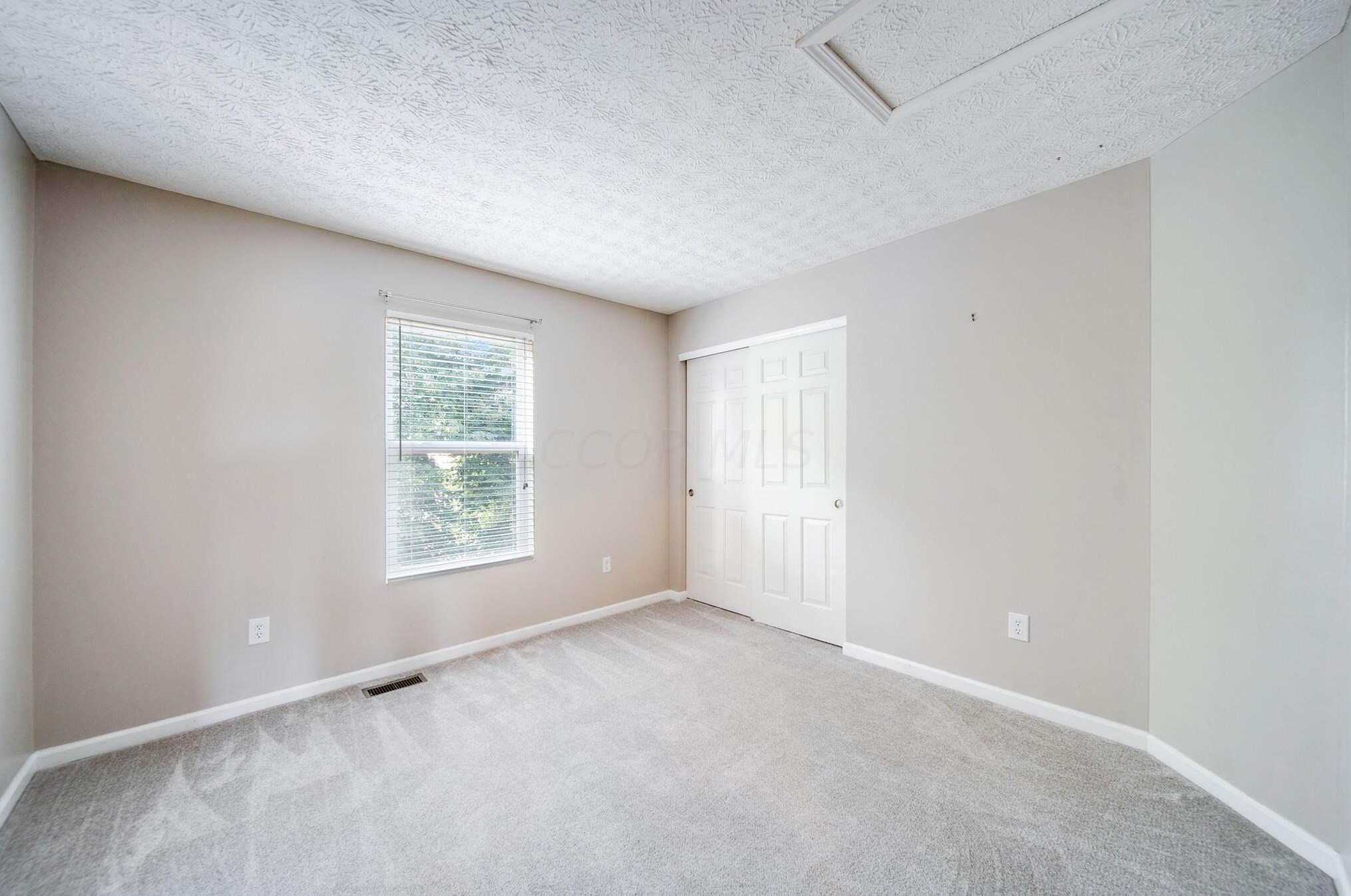 7955 Chapel Stone Rd, Blacklick OH  43004-6013 exterior