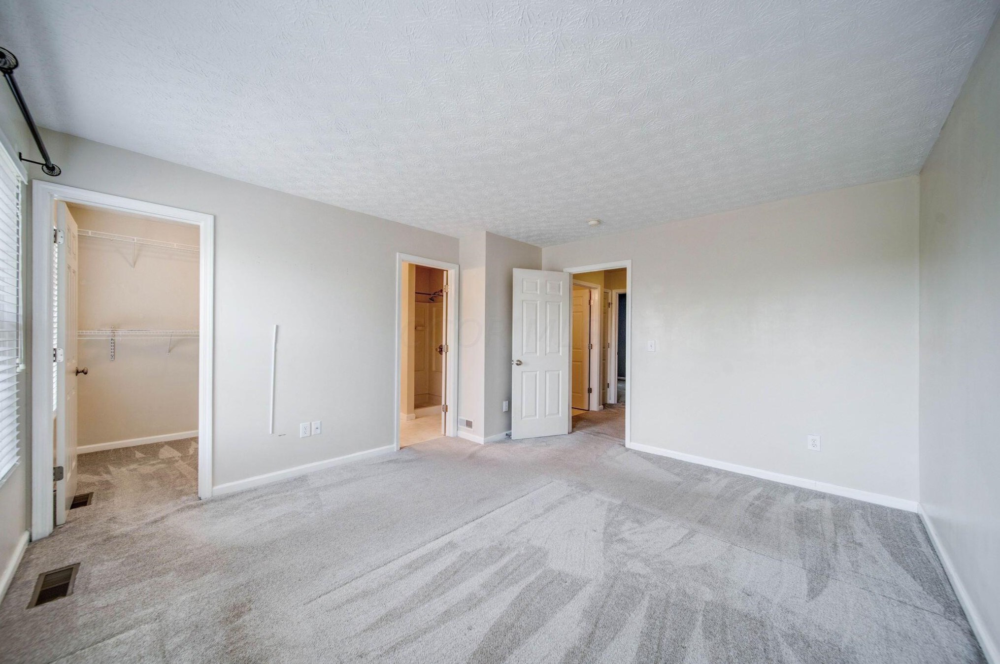 7955 Chapel Stone Rd, Blacklick OH  43004-6013 exterior
