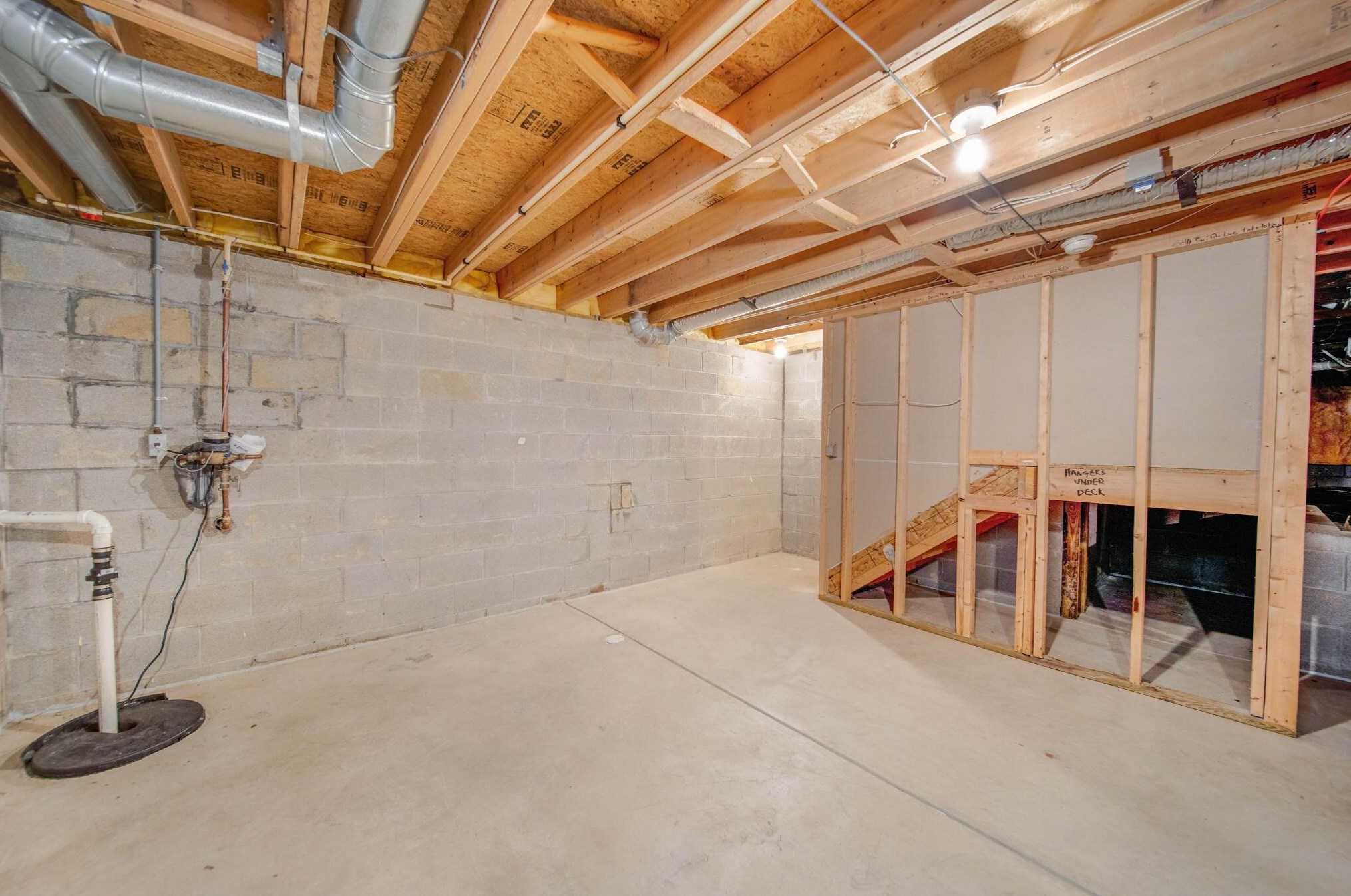7955 Chapel Stone Rd, Blacklick OH  43004-6013 exterior