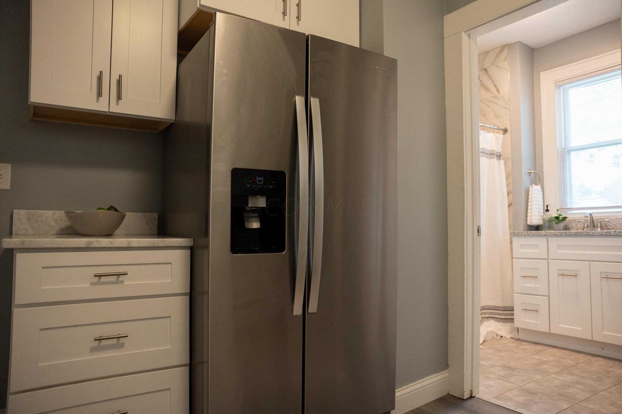 947 Champion Ave, Columbus OH 43206-1565 exterior