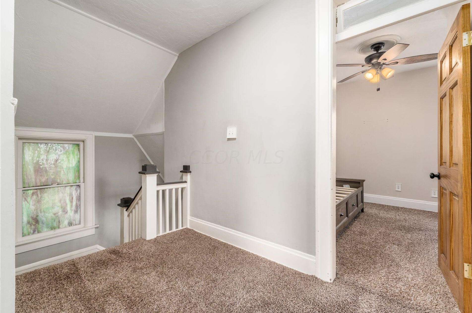 2339 Smt St, Columbus OH 43202-3111 exterior