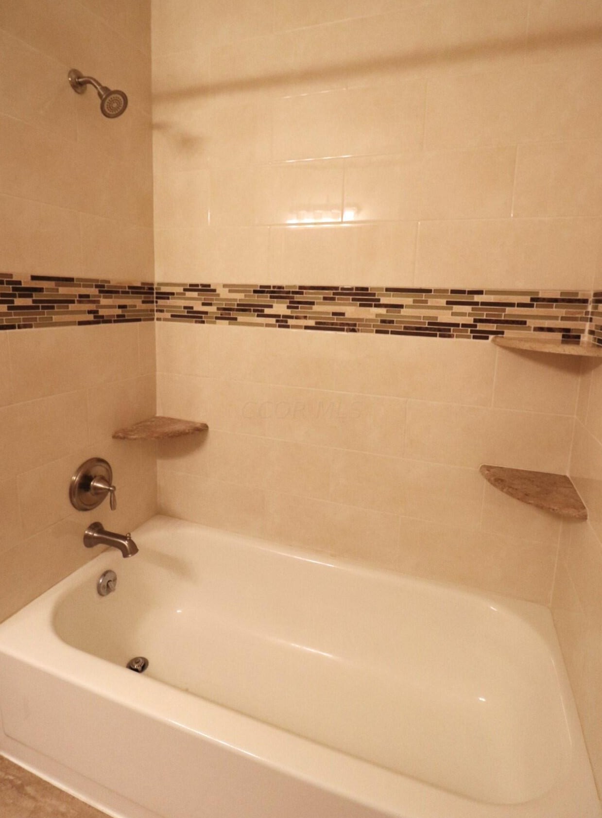 2813 Delcane Dr, Columbus OH  43235-7225 exterior