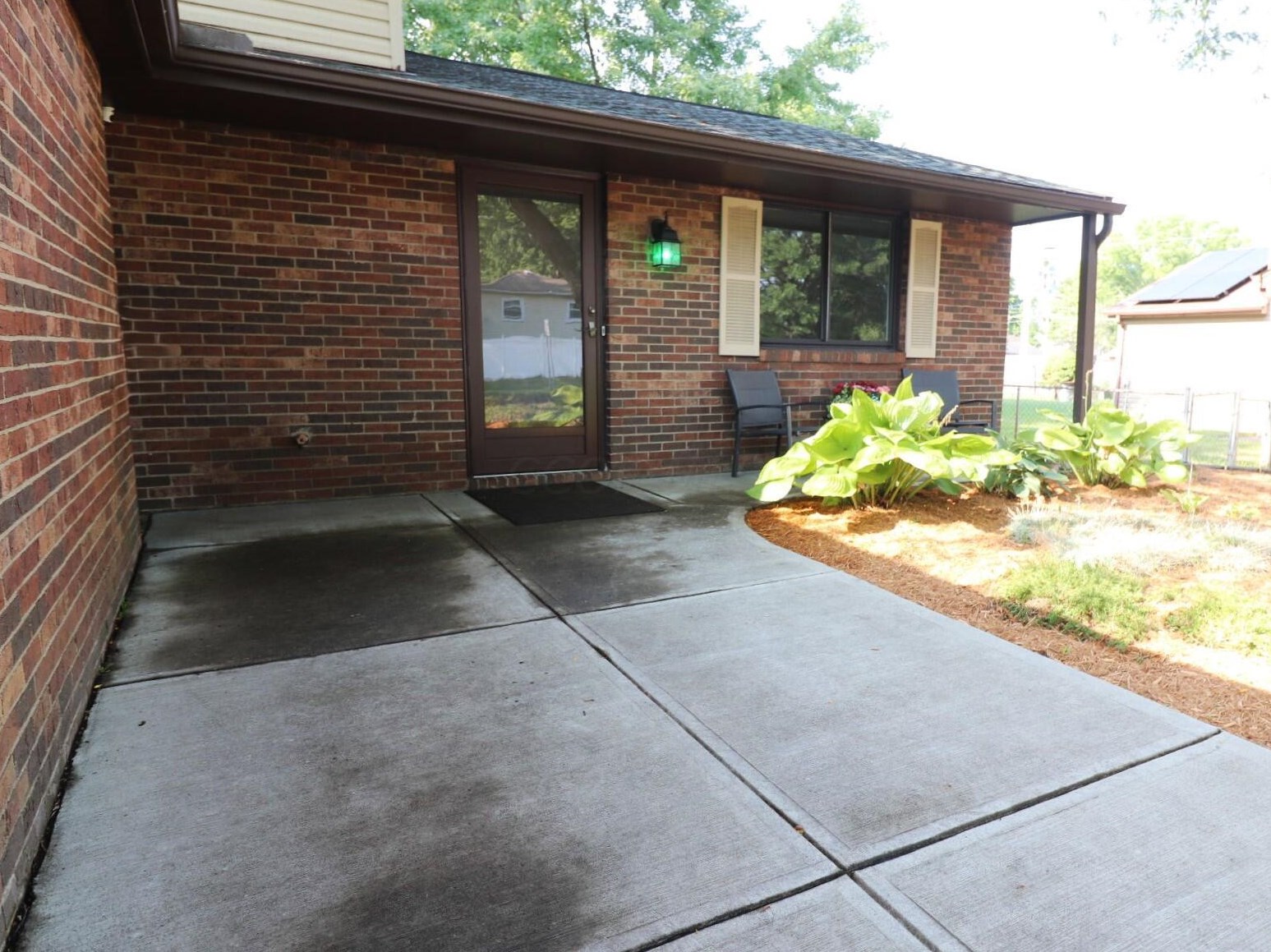 2813 Delcane Dr, Columbus OH  43235-7225 exterior