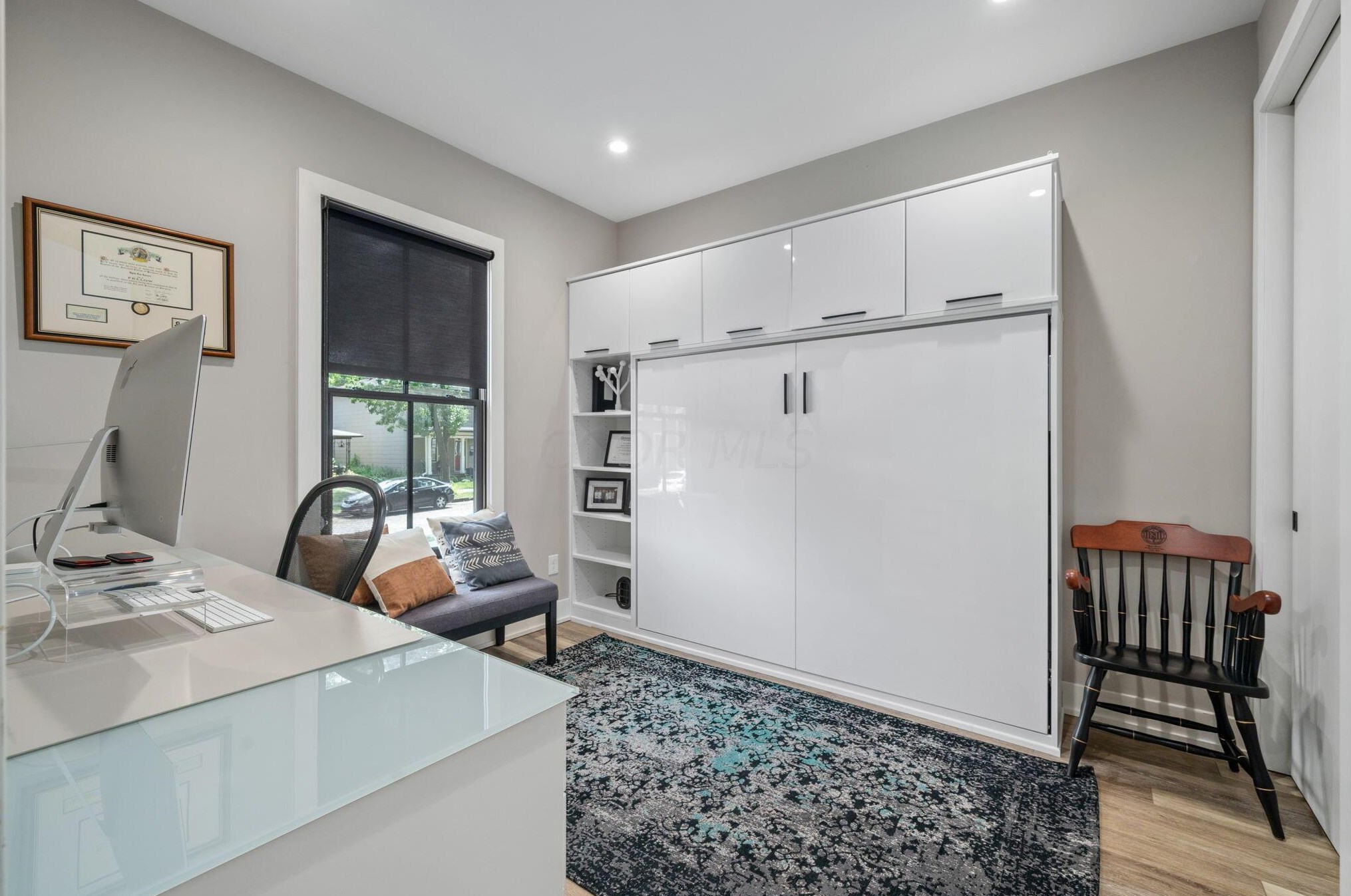 847 Hamlet St, Columbus OH  43215-1537 exterior