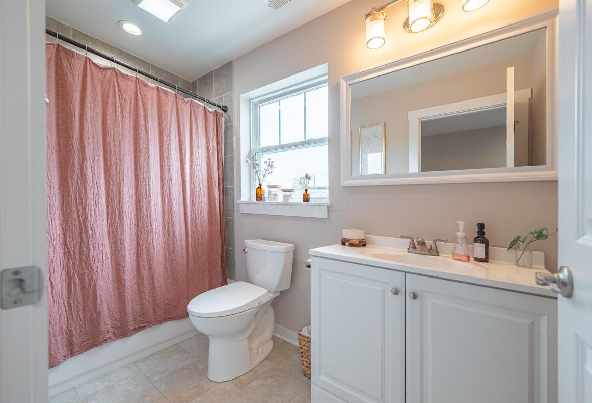 828 Reinhard Ave, Columbus OH  43206-3078 exterior