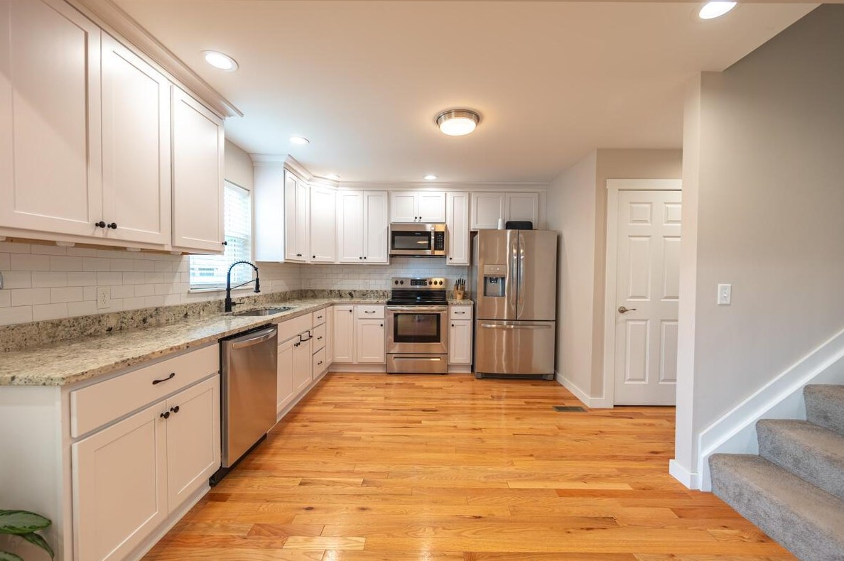 828 Reinhard Ave, Columbus OH  43206-3078 exterior