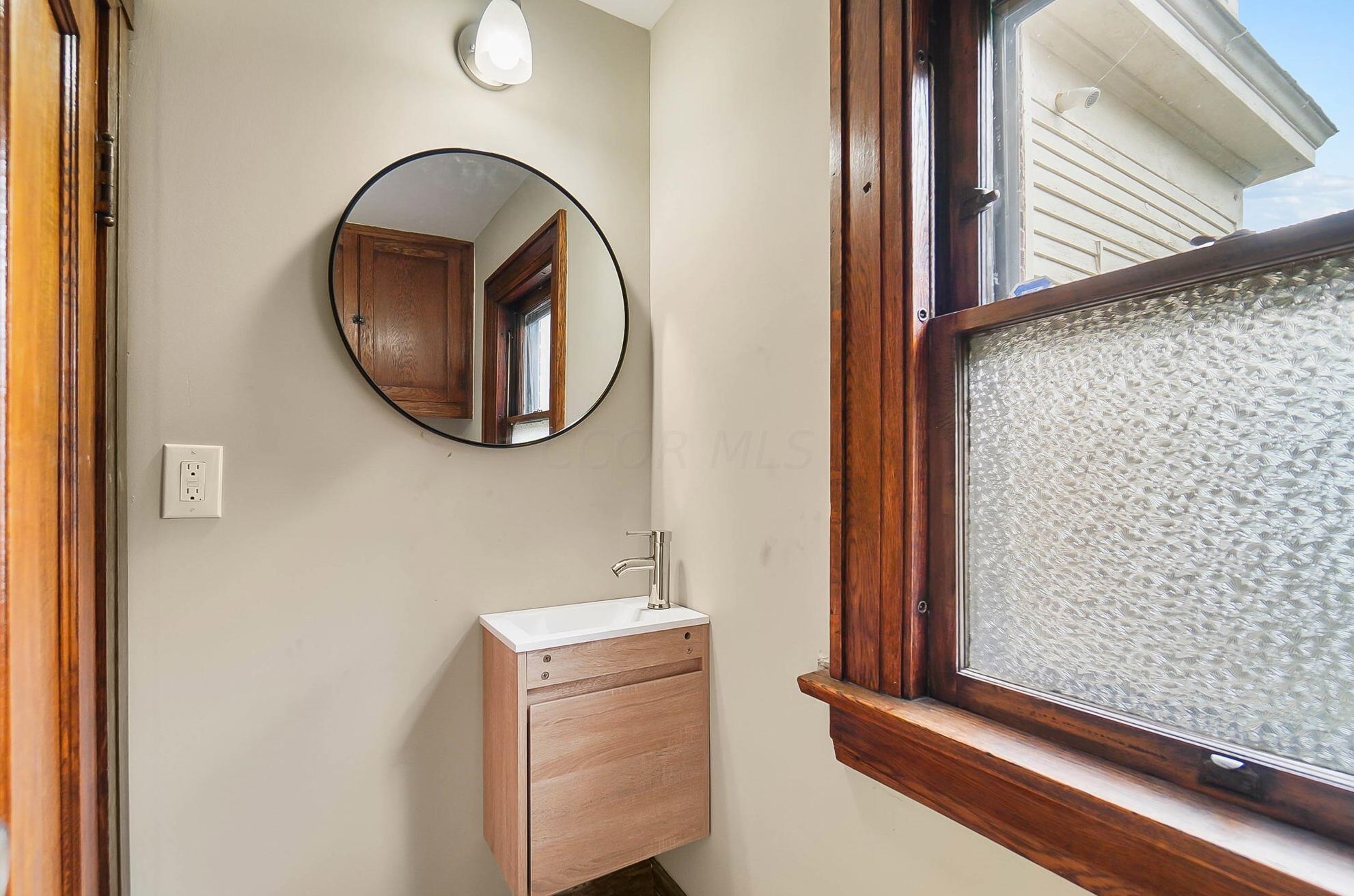 716 Wilson Ave, Columbus OH 43205-2844 exterior