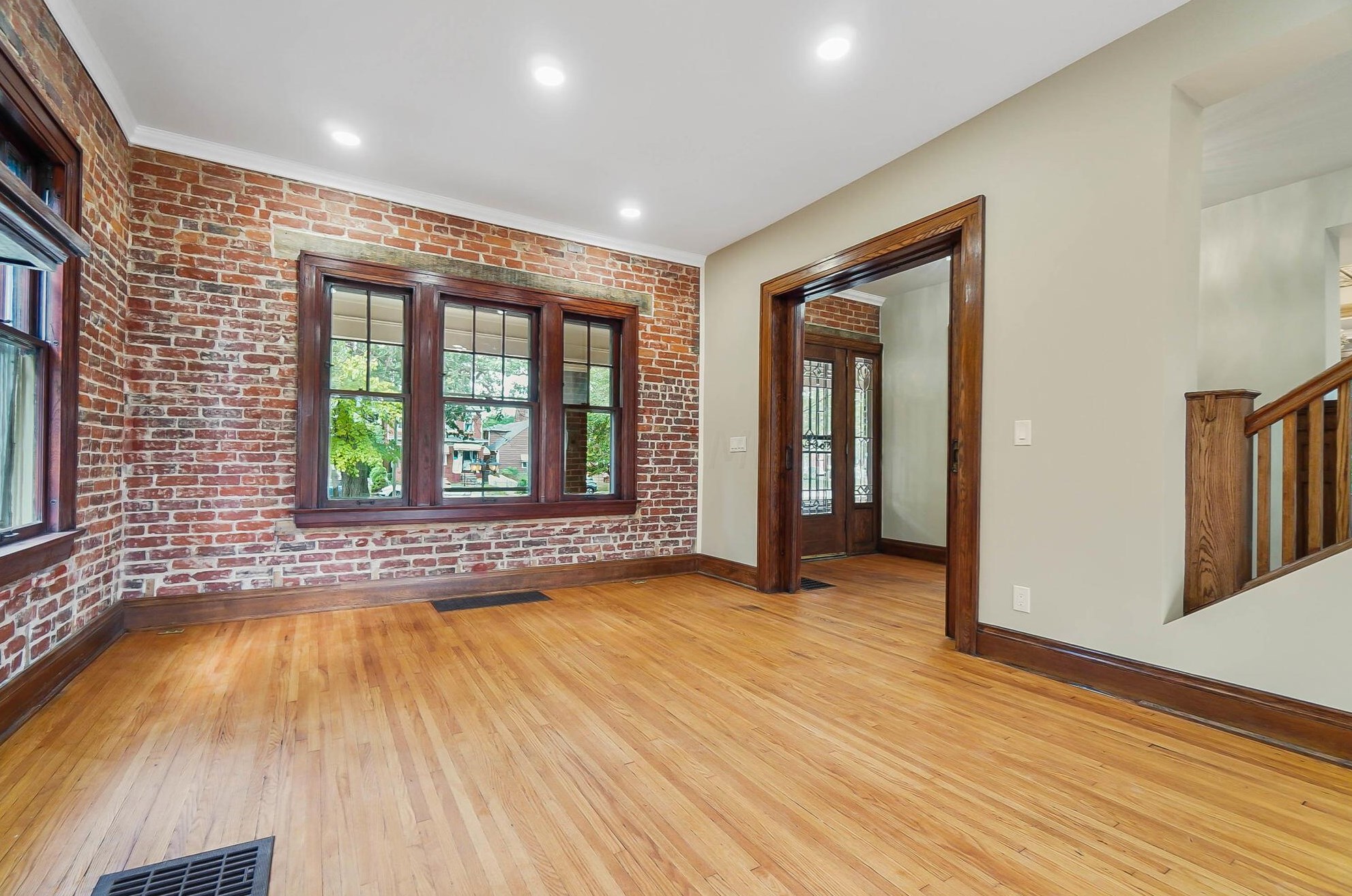 716 Wilson Ave, Columbus OH 43205-2844 exterior