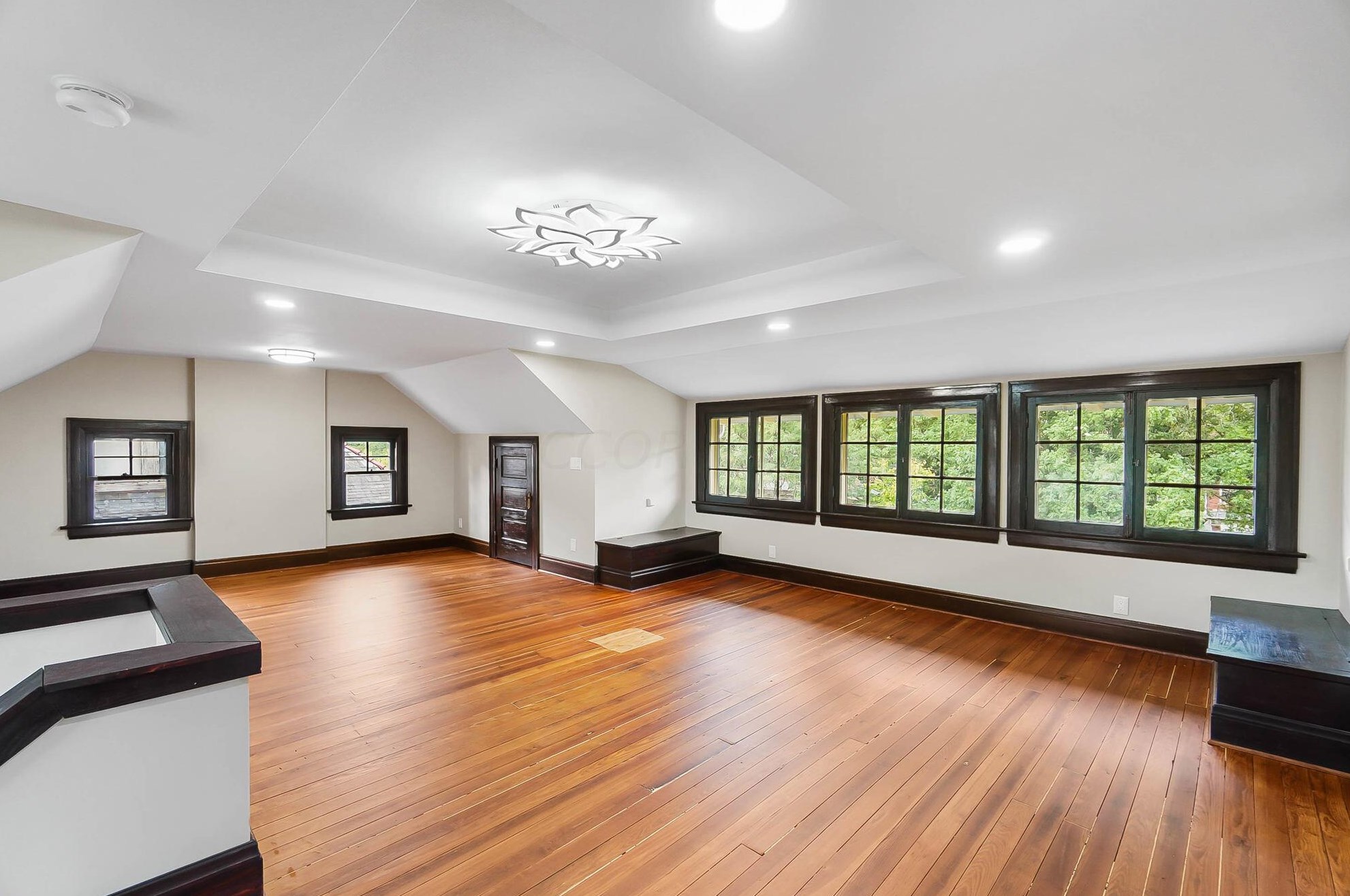 716 Wilson Ave, Columbus OH 43205-2844 exterior