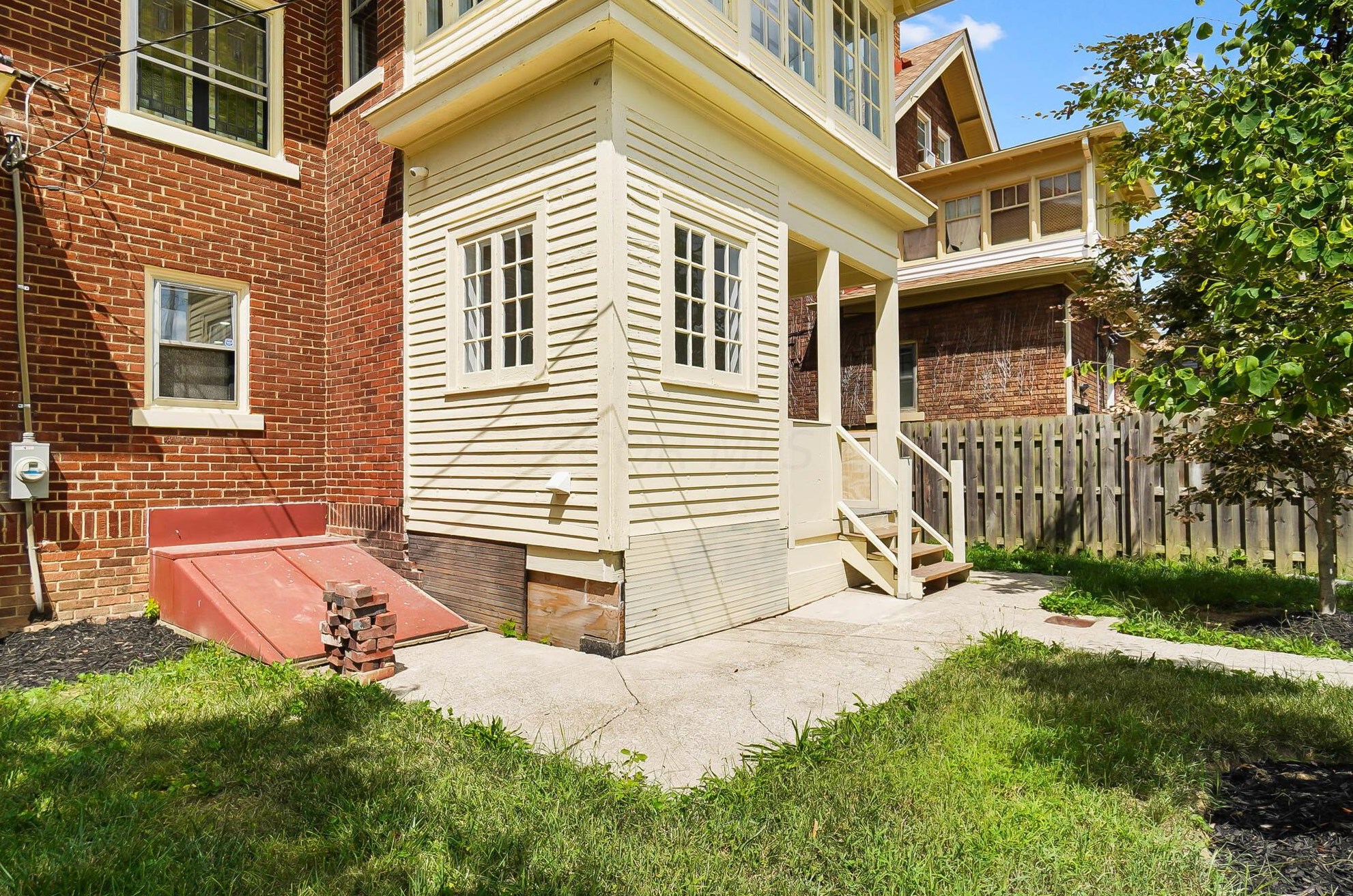 716 Wilson Ave, Columbus OH 43205-2844 exterior